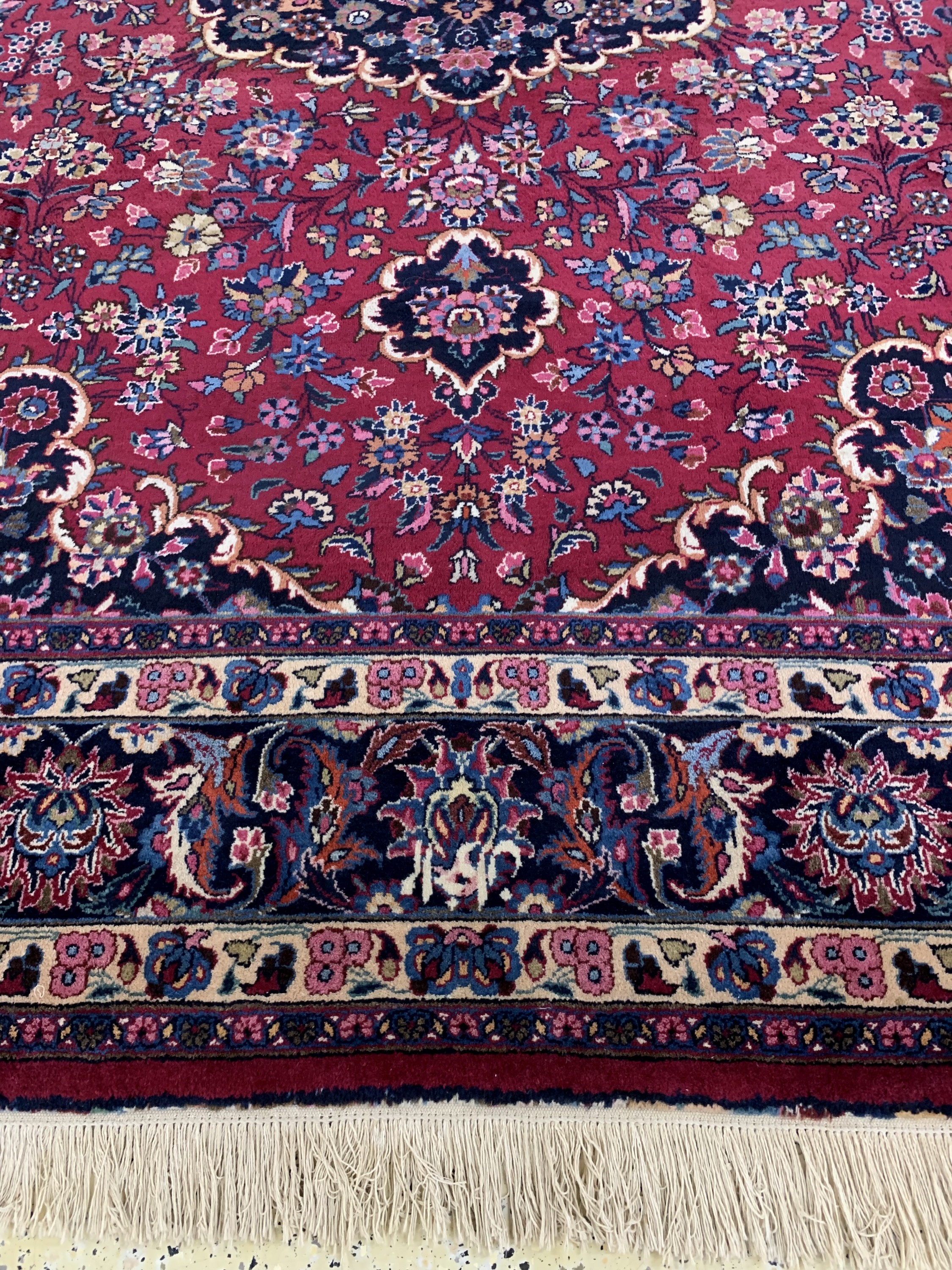 Detail f: Mesched, Persien, Mitte 20.Jhd., Wolle auf Baumwolle, ca. 348 x 260 cm, EHZ: 2