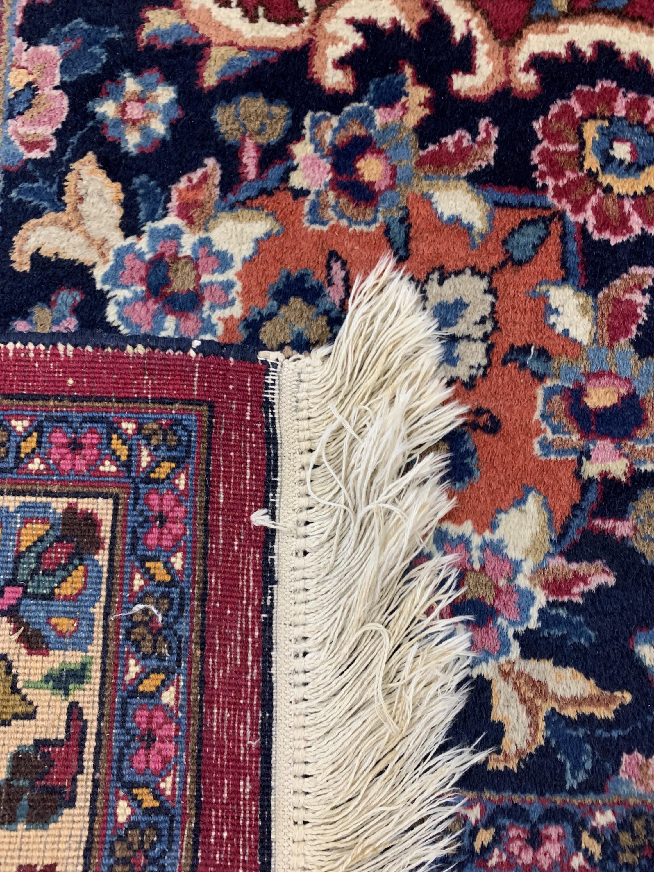 Detail h: Mesched, Persien, Mitte 20.Jhd., Wolle auf Baumwolle, ca. 348 x 260 cm, EHZ: 2