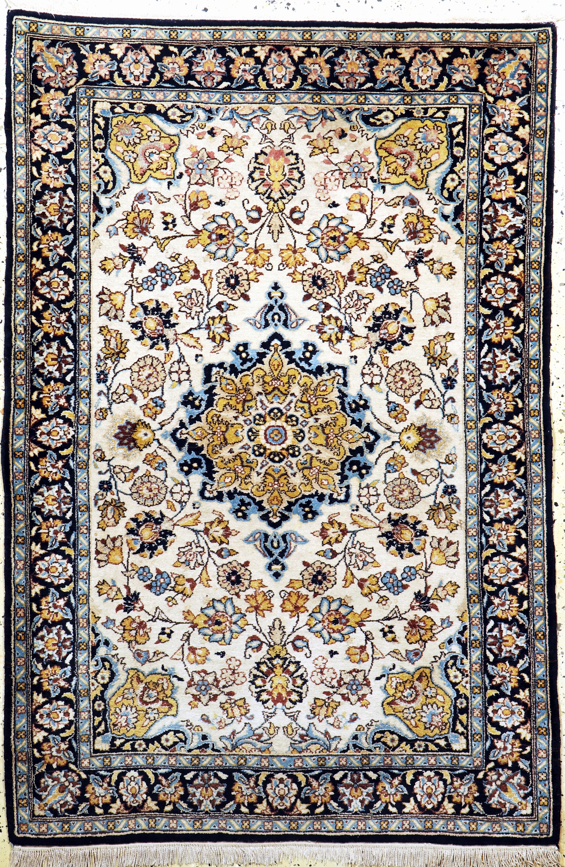Ghom kork, Persien, Mitte 20.Jhd., Korkwolle mit Seide, ca. 160 x 108 cm, EHZ: 2