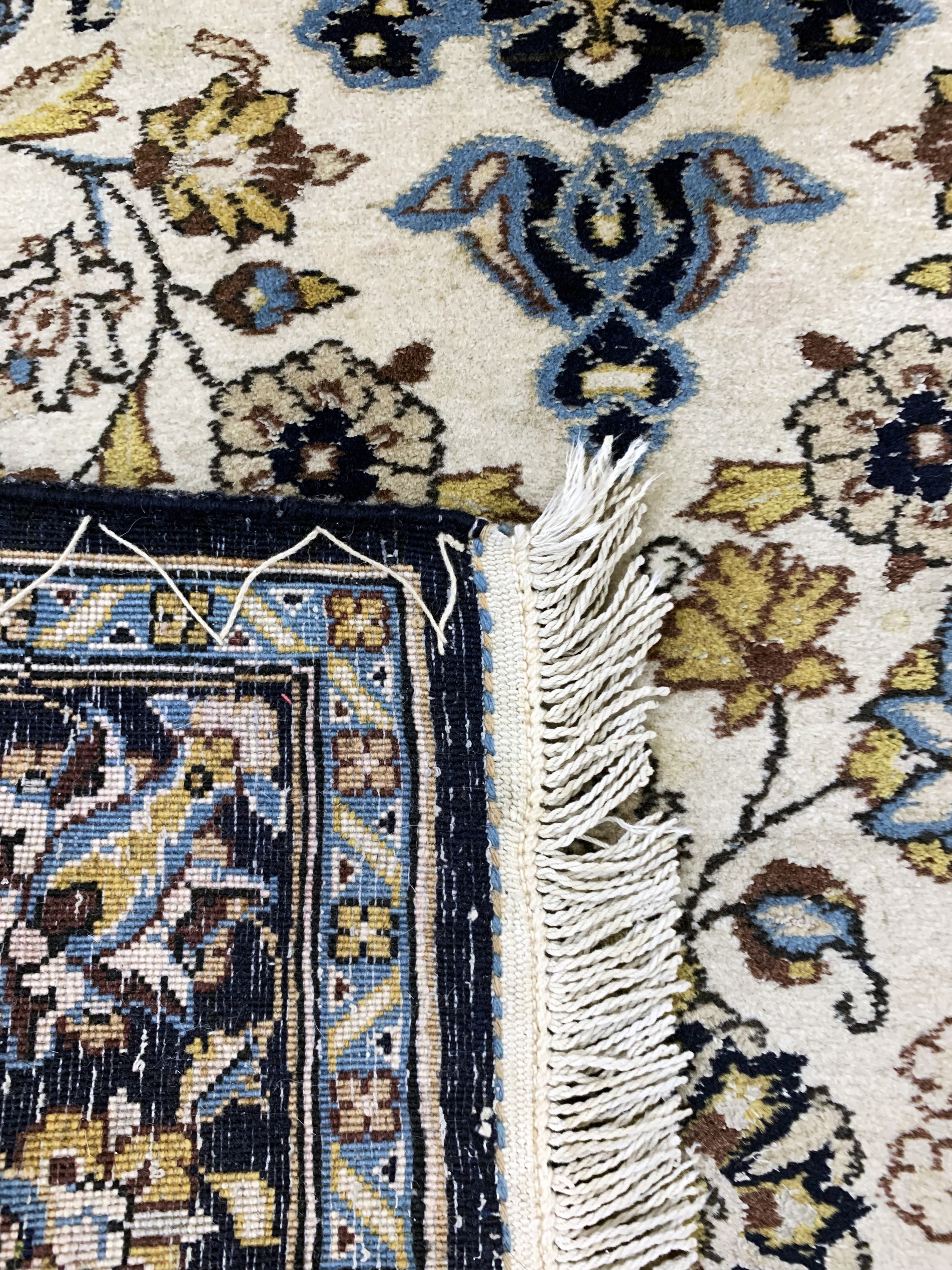 Detail d: Ghom kork, Persien, Mitte 20.Jhd., Korkwolle mit Seide, ca. 160 x 108 cm, EHZ: 2