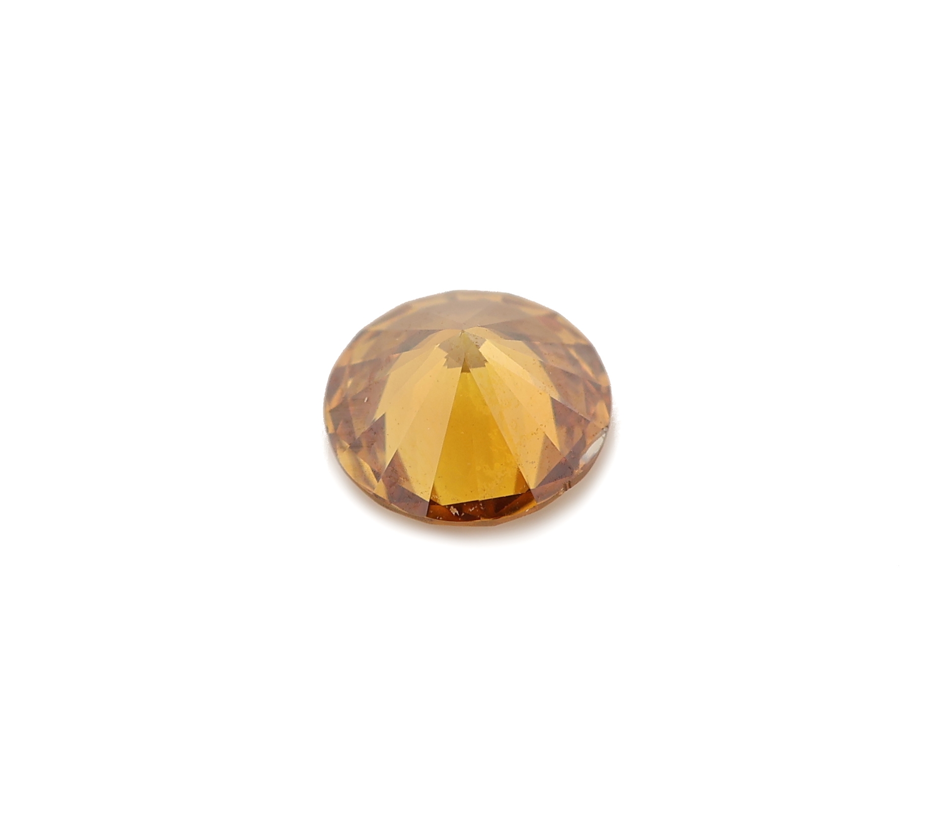 Detail a: Loser Brillant, 0.32 ct nat. fancy deep orangybrownish yellow/si1, mit GemReport Expertise
