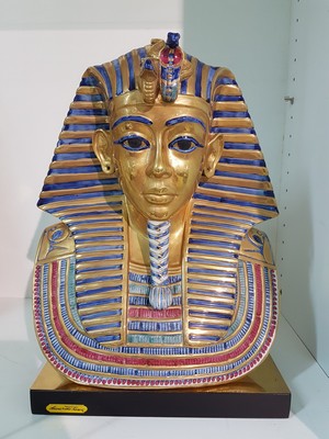 26960702a - Totenmaske des Tutanchamun, Capodimonte, Edoardo Tasca, 1980, Porzellan, limitierte ...