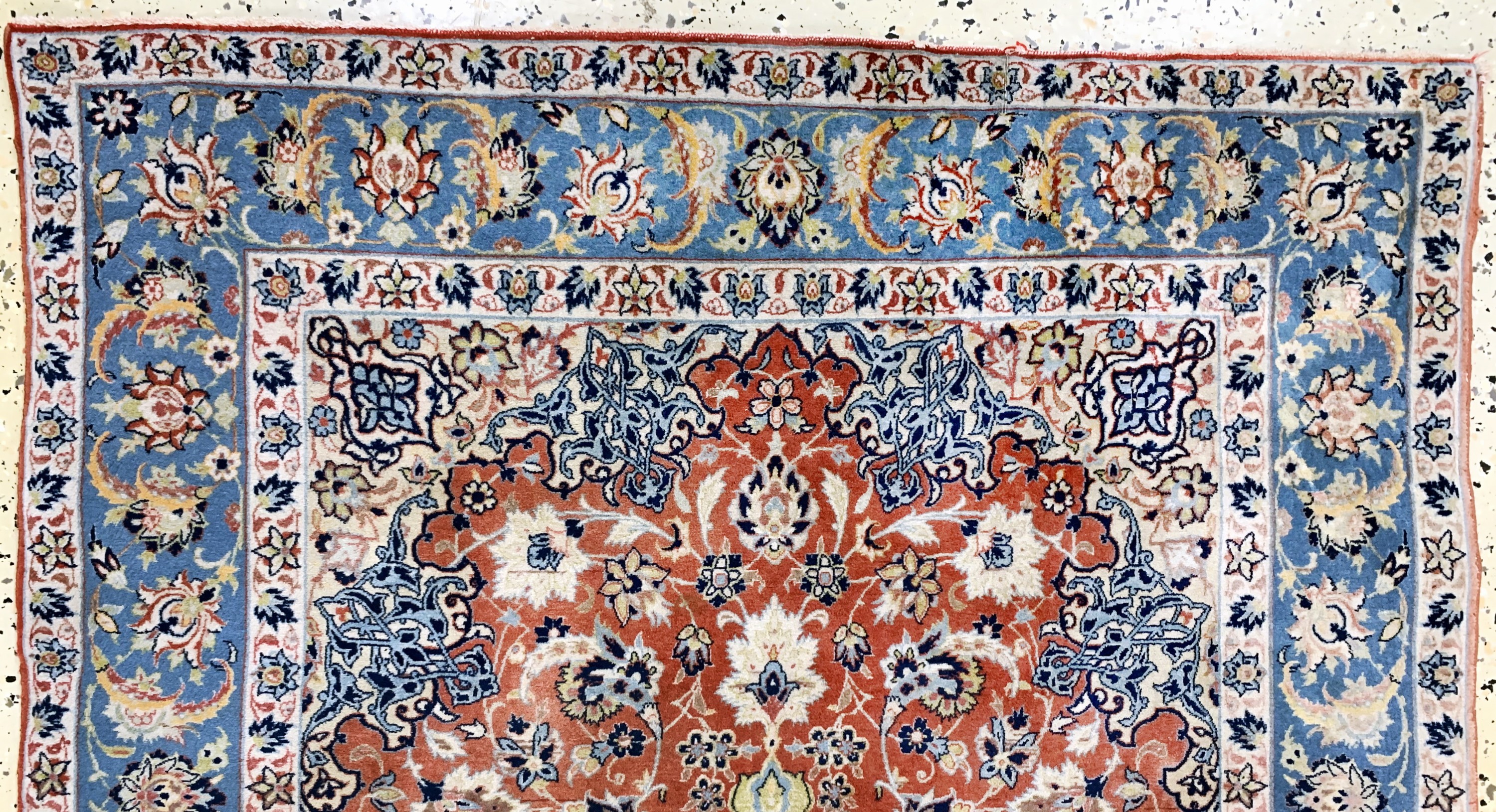 Detail a: Esfahan fein, Persien, Mitte 20.Jhd, Korkwolle auf Seide, ca. 170 x 112 cm, Reinigungsbedürftig, EHZ: 2-3