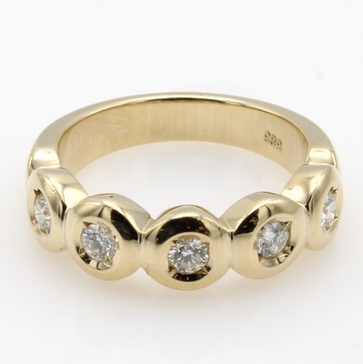 26960813a - Massiver Ring mit Brillanten, GG 585/000, 5 Brill. in Zargenfassung zus. ca. 0.50 ct ...