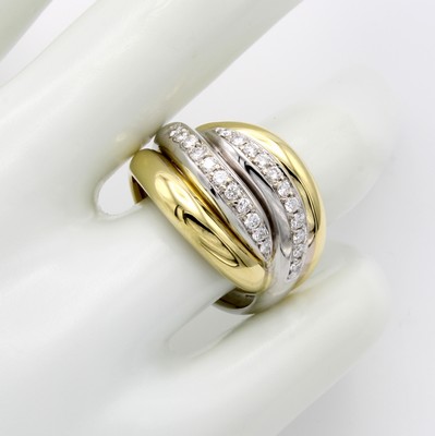 26960814a - Massiver Ring mit Brillanten, GG/WG 750/000, Brill. zus. ca. 0.28 ct Weiß/si, in ...