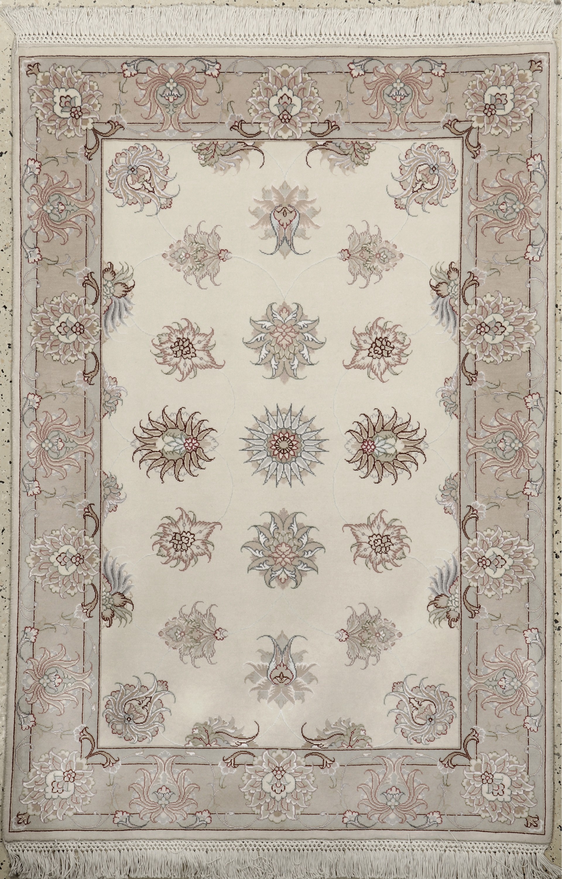 Täbriz fein(50 Raj), Persien, Ende 20.Jhd, Korkwolle mit Seide, ca. 150 x 100 cm, ca. 500.000 Kn/qm, EHZ: 1-2