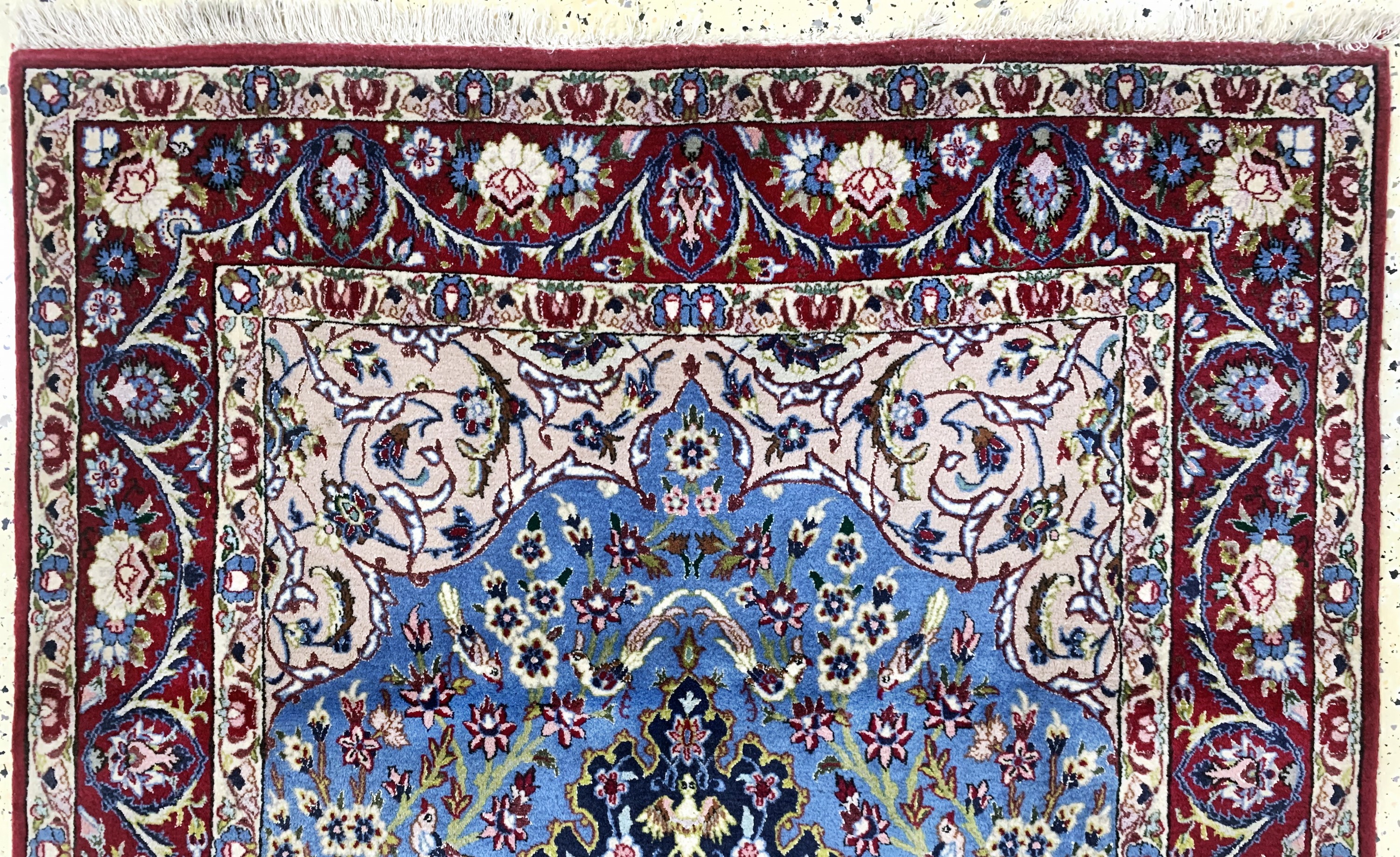 Detail a: Esfahan fein, Persien, Mitte 20.Jhd, Korkwolle mit und auf Seide, ca. 175 x 110 cm,ca. 1,0 Mio. Kn/qm, EHZ: 2(reinigungsbedürftig).