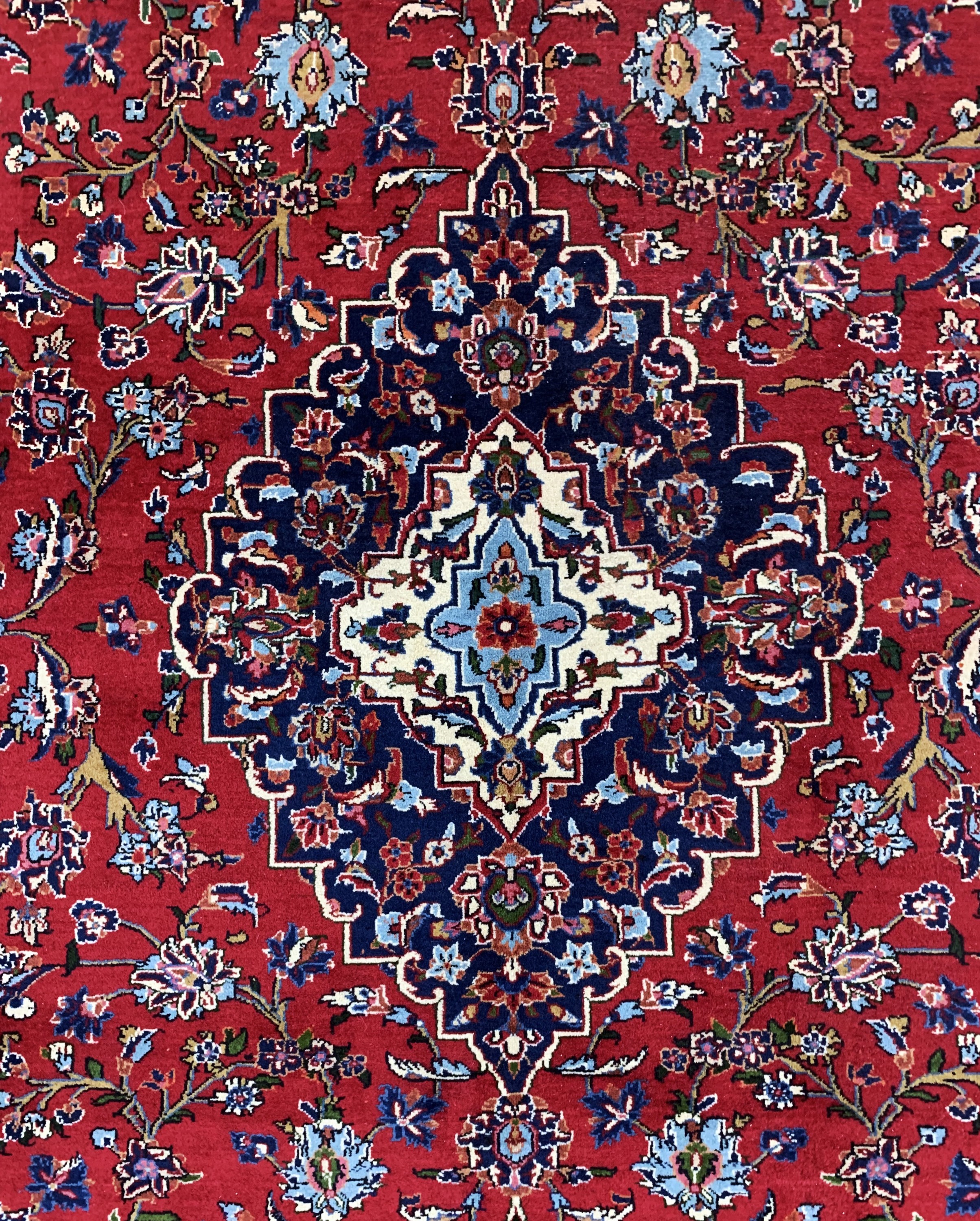 Detail d: Keschan, Persien, Ende 20.Jhd, Wolle auf Baumwolle, ca. 367 x 250 cm, EHZ: 1-2(kleine Florfehlstelle).