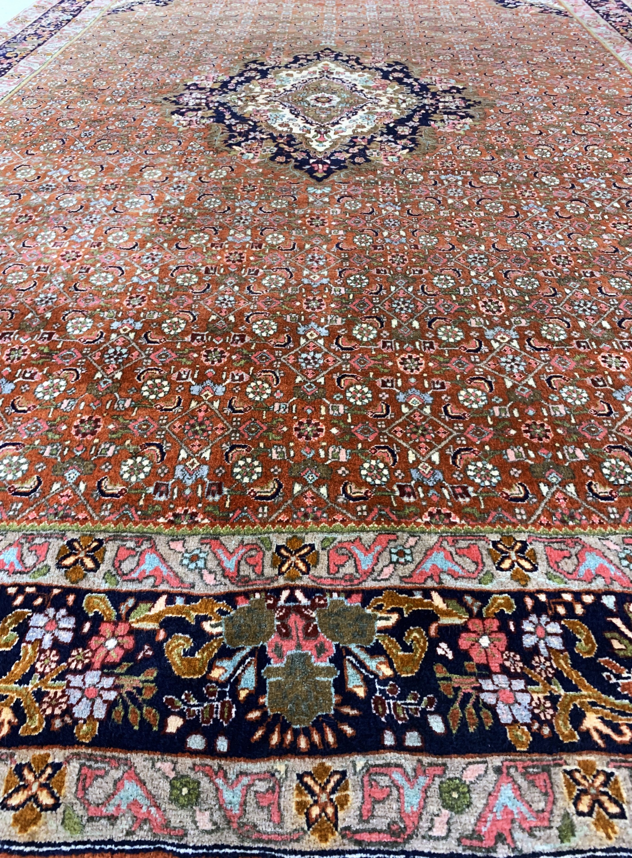 Detail f: Bidjar fein alt, Persien, Mitte 20.Jhd, Wolle auf Baumwolle, ca. 340 x 250 cm, EHZ: 1-2