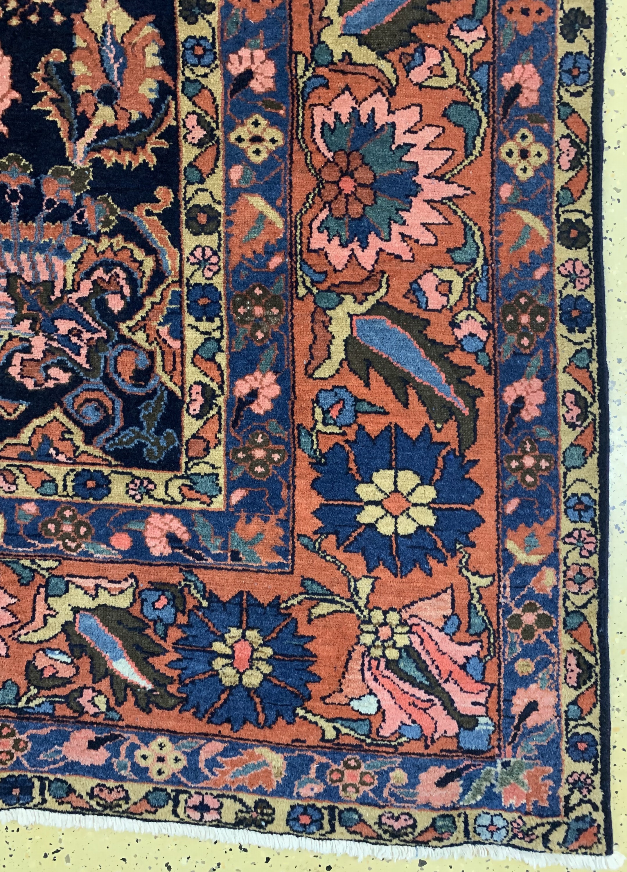 Detail a: Lilian alt, Persien, Anfang 20.Jhd, Wolle auf Baumwolle, ca. 342 x 235 cm, EHZ: 3