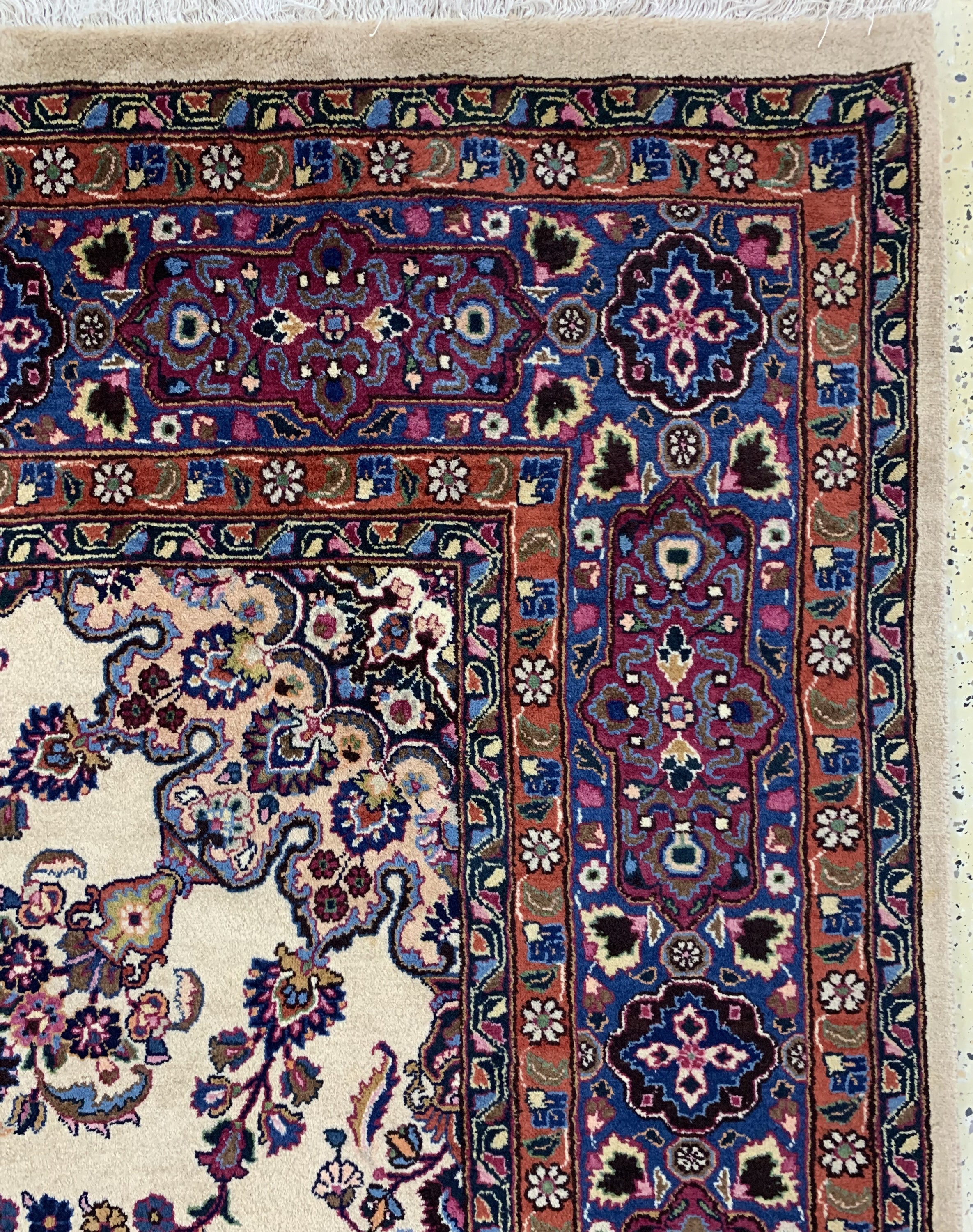 Detail f: Mesched signiert"Tabatabai", Persien, Mitte20.Jhd, Wolle auf Baumwolle, ca. 324 x 242 cm,EHZ: 1-2