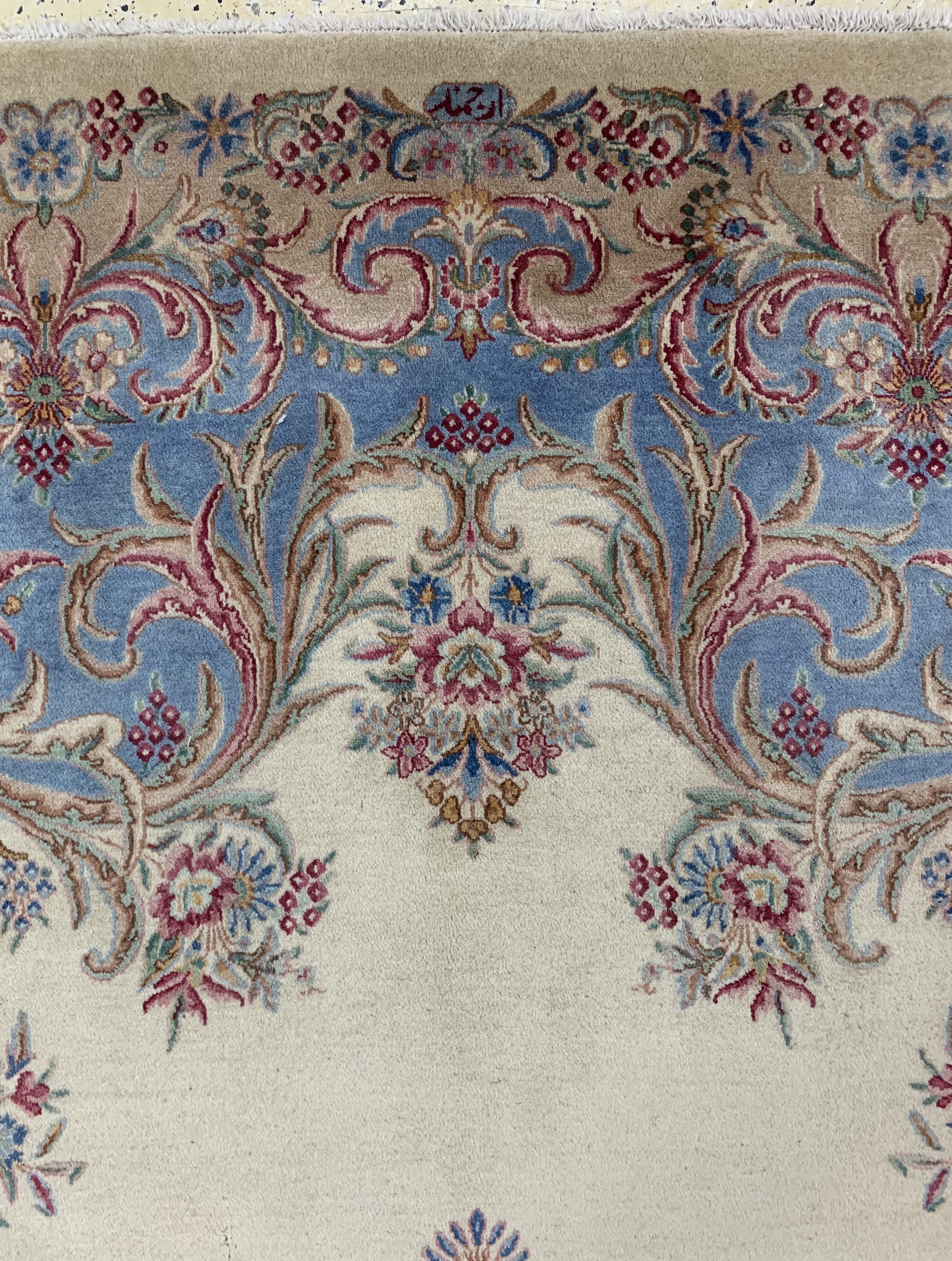 Detail e: Kerman fein Persien, signiert"Ardjomand", Mitte 20.Jhd, Wolle auf Baumwolle, ca. 366 x 276 cm, EHZ: 2