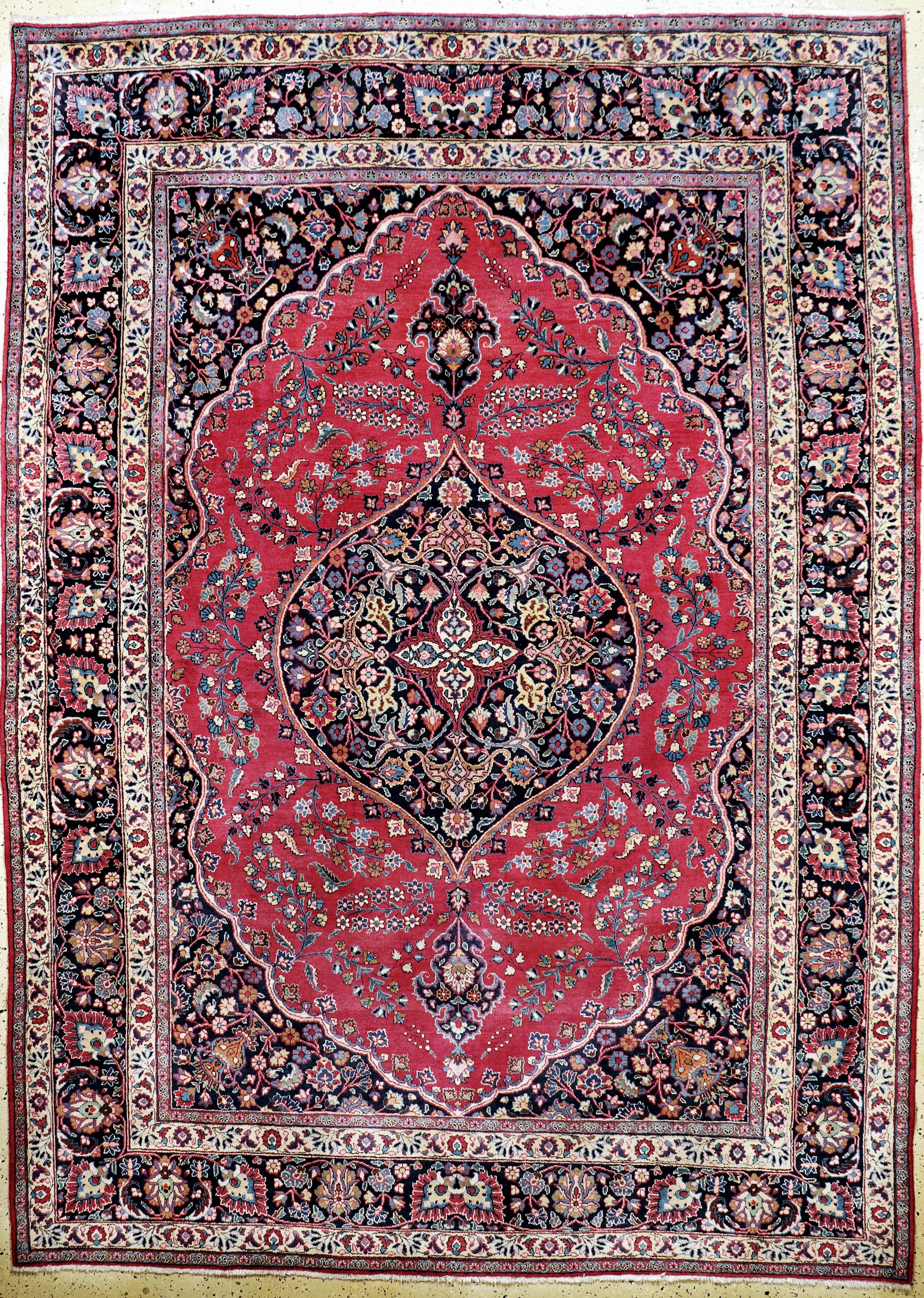 Mesched alt, Persien, Mitte 20.Jhd, Wolle auf Baumwolle, ca. 360 x 260 cm, Mottenfraß, EHZ: 2