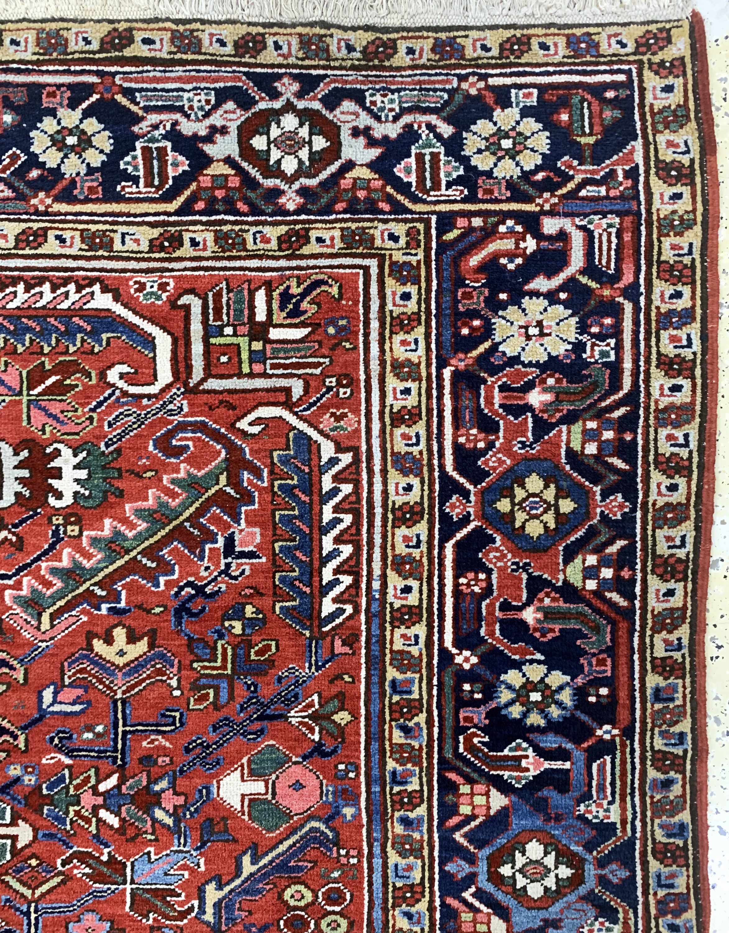 Detail f: Heriz alt, Persien, Anfang 20.Jhd, Wolle auf Baumwolle, ca. 271 x 198 cm, Mottenfraß, EHZ: 3