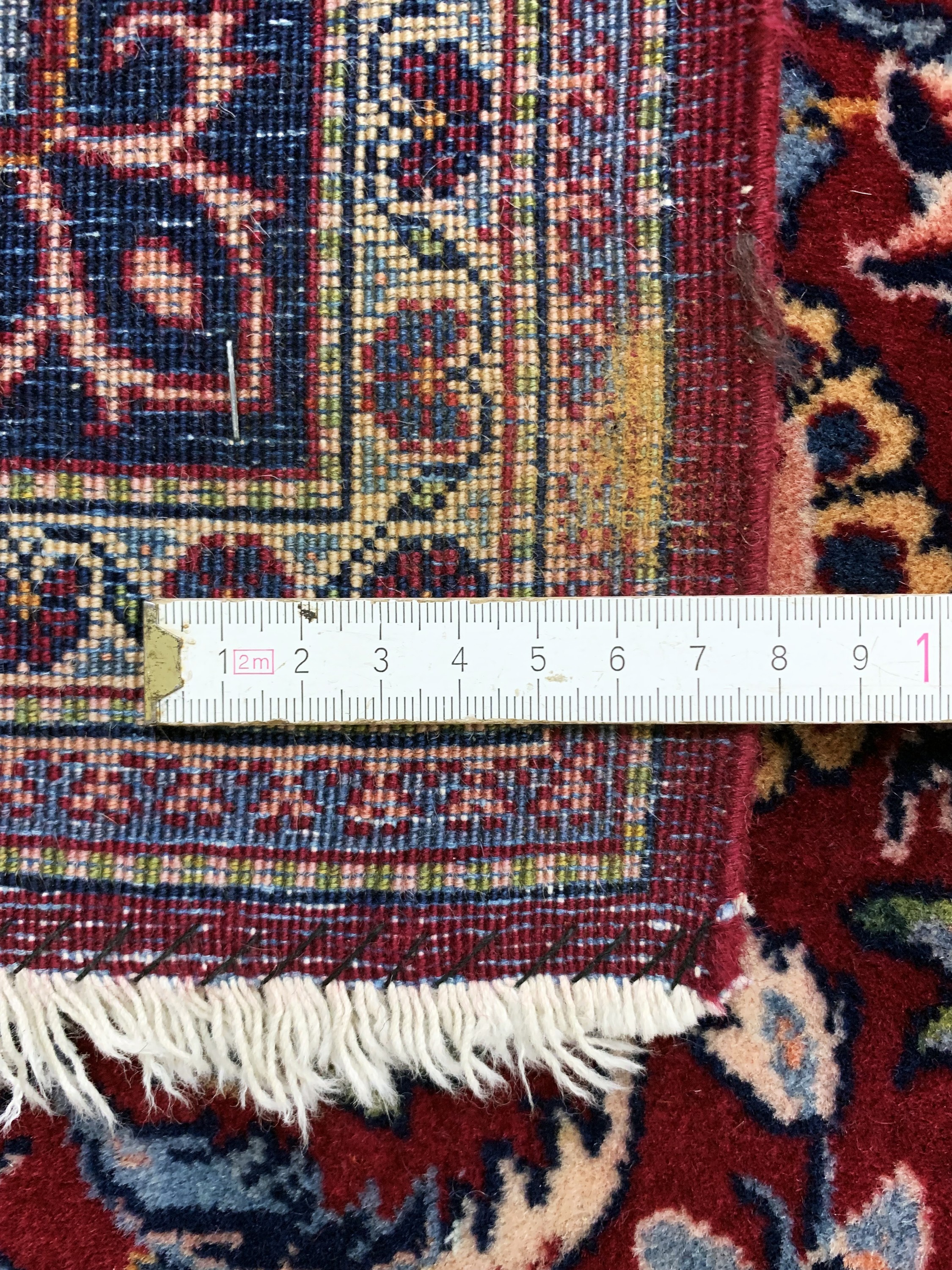 Detail f: Teheran Kork fein, Persien, Anfang 20.Jhd, Korkwolle auf Baumwolle, ca. 200 x 133 cm, EHZ: 1-2, (fachkundig gereinigt)
