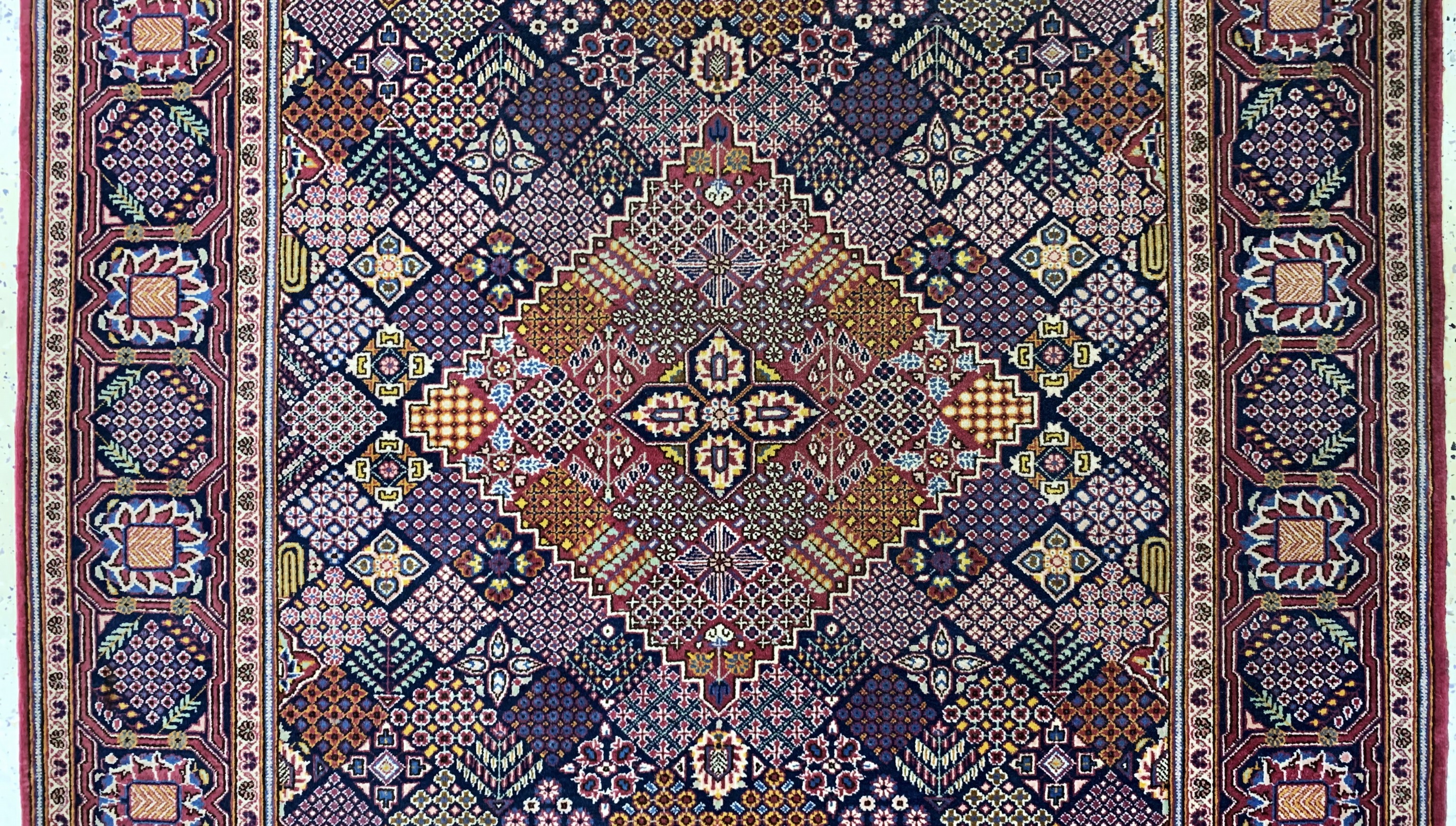 Detail b: Keschan Kork fein, Persien, Anfang 20.Jhd, Korkwolle auf Baumwolle, ca. 214 x 140 cm, EHZ: 1-2