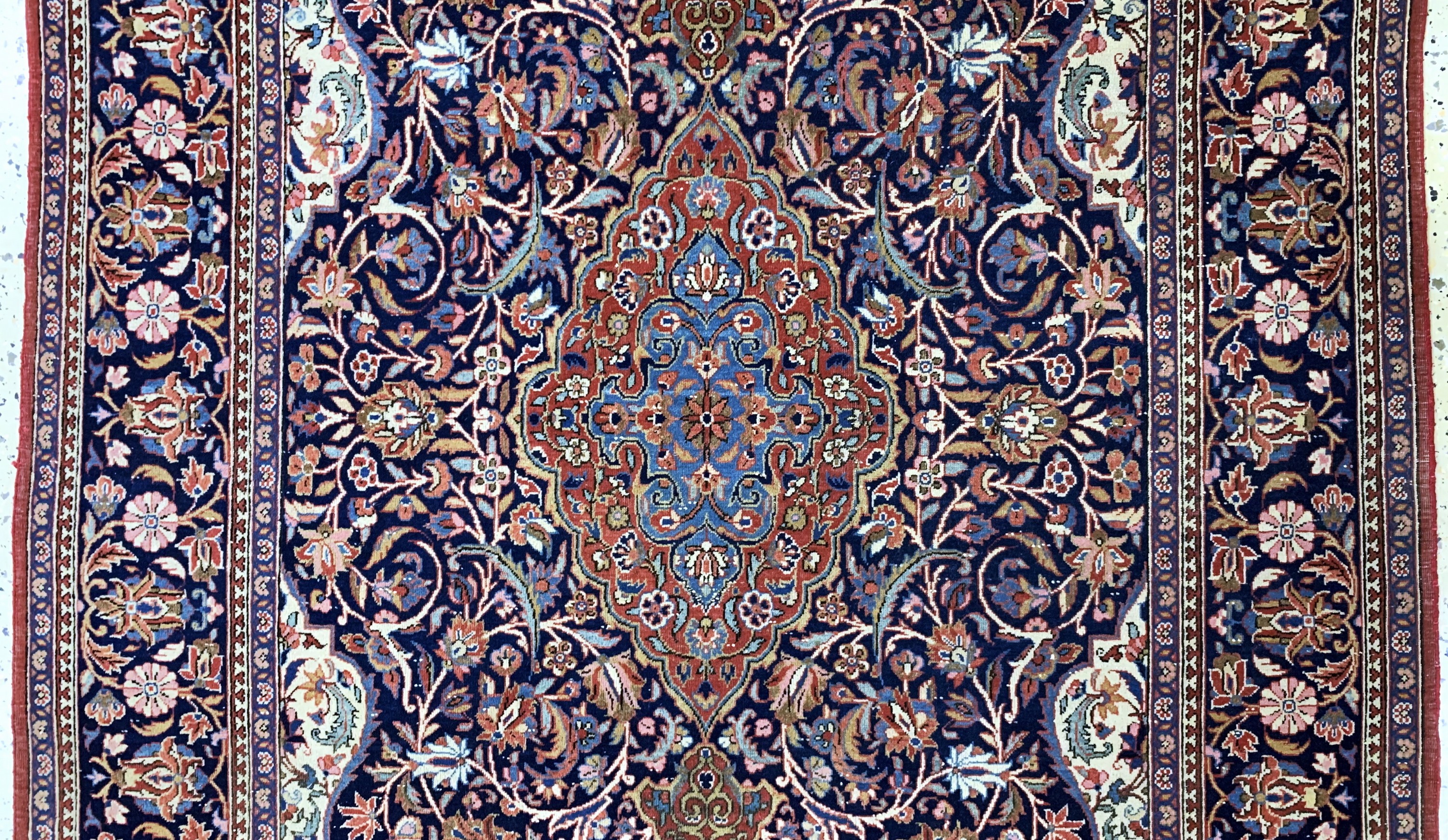 Detail b: Keschan Kork fein, Persien, Anfang 20.Jhd, Korkwolle auf Baumwolle, ca. 200 x 133 cm, EHZ: 2-3