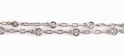26961040d - 18 kt Gold Diamant-Collier, WG 750/000, qualitätvolle Verarbeitung, herzf. ...