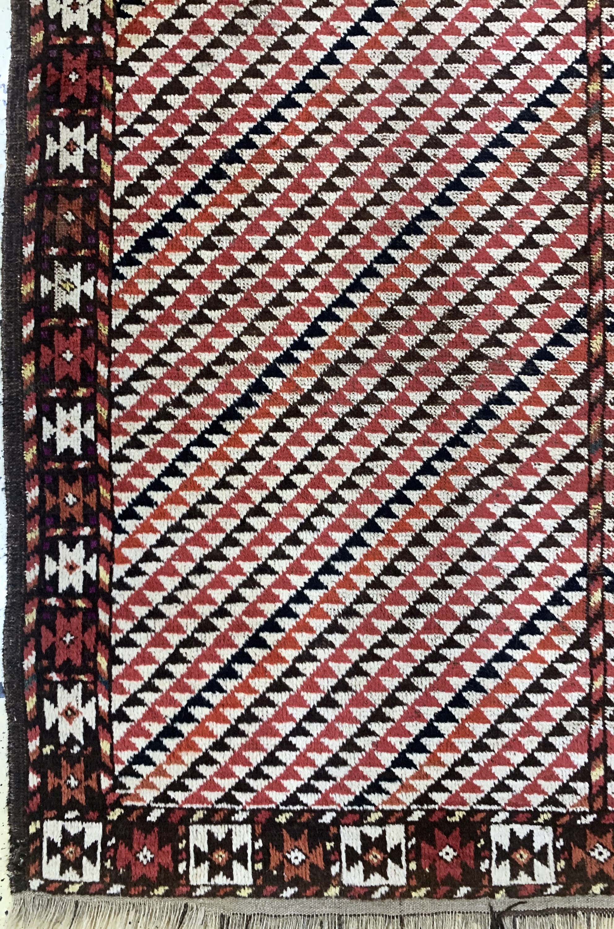 Detail b: Ersari antik, Turkmenistan, um 1900, Wolle auf Wolle, ca. 205 x 133 cm, EHZ: 3