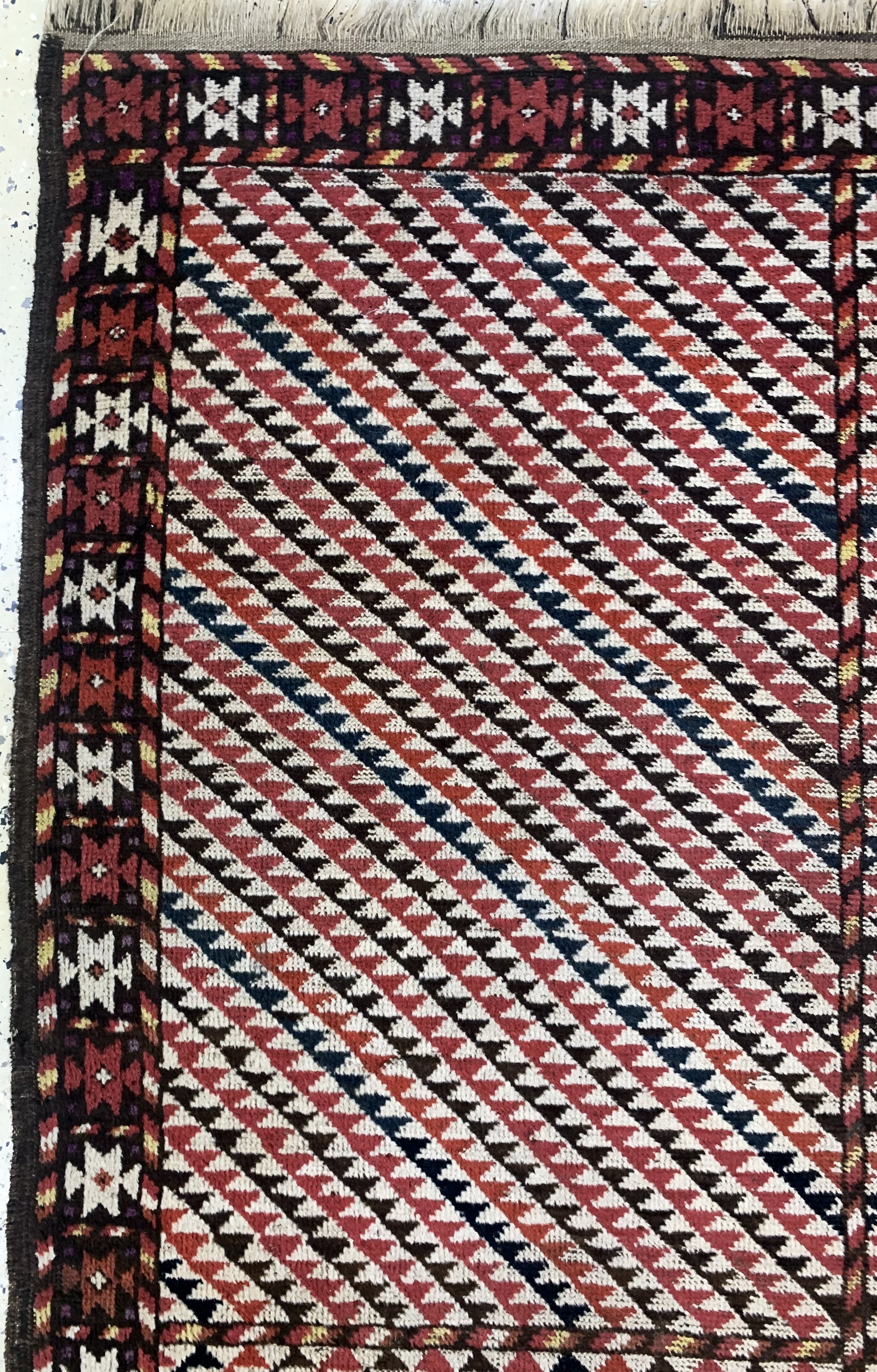 Detail c: Ersari antik, Turkmenistan, um 1900, Wolle auf Wolle, ca. 205 x 133 cm, EHZ: 3