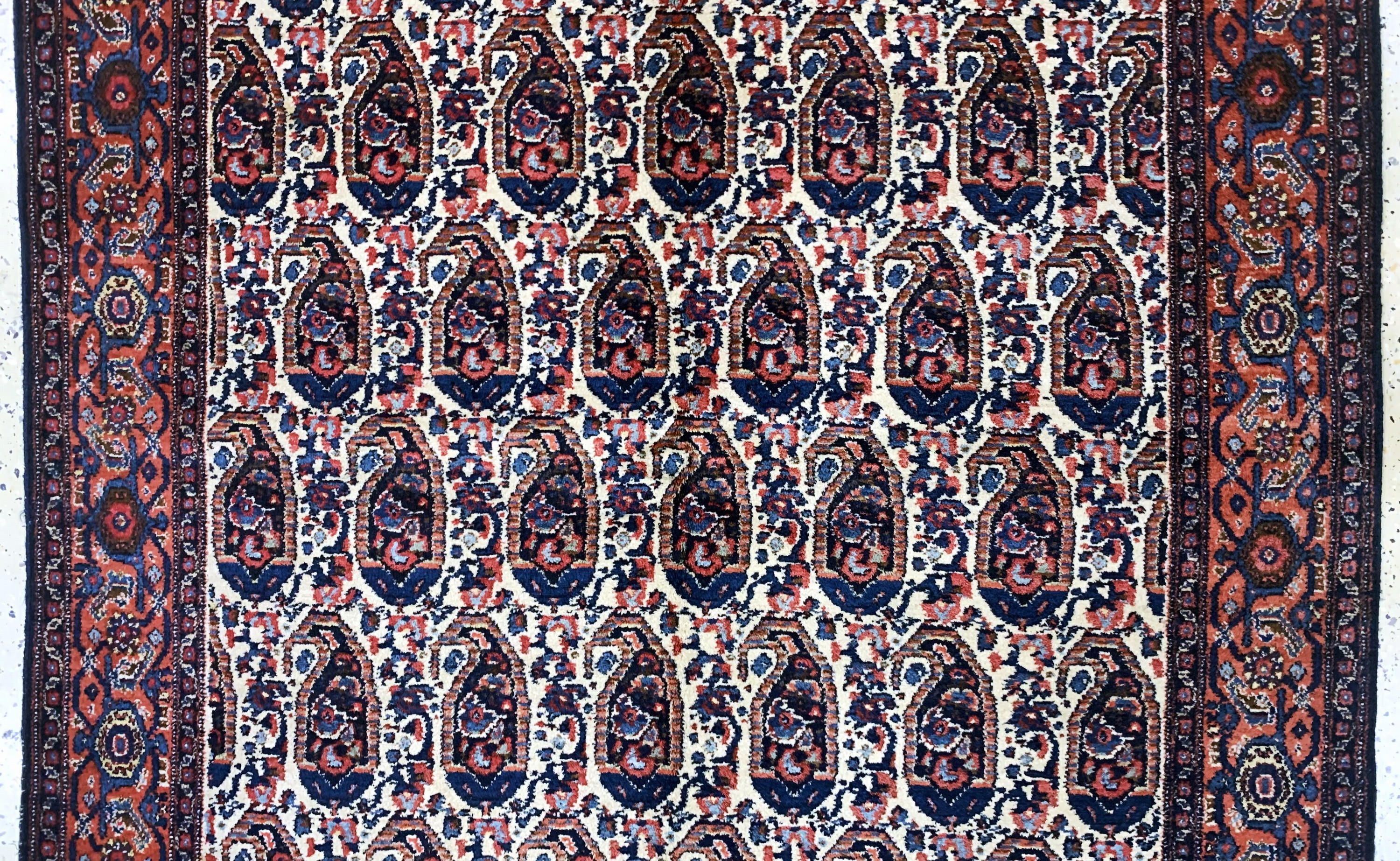 Detail b: Senneh alt, Persien, Anfang 20.Jhd, Wolle auf Baumwolle, ca. 210 x 145 cm, EHZ: 2