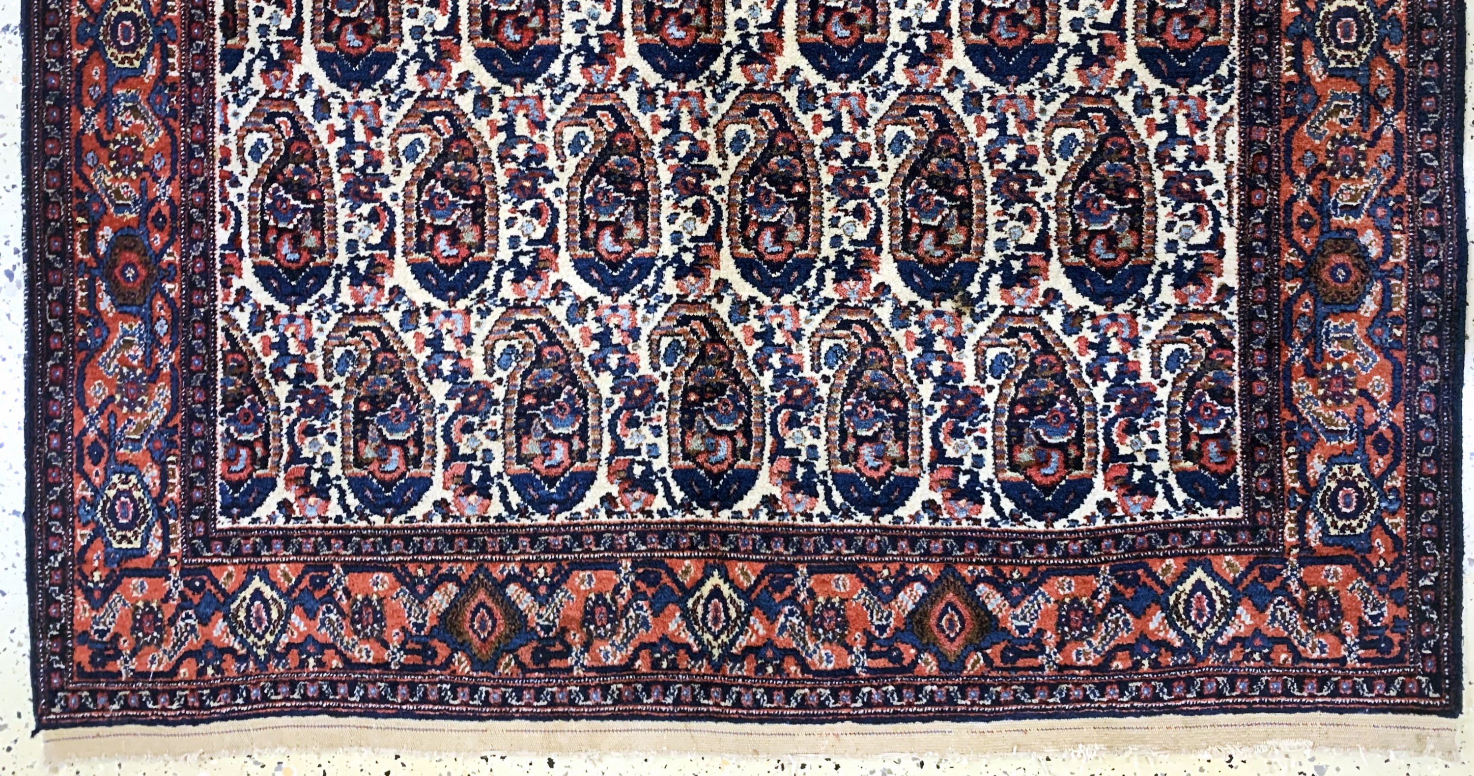 Detail c: Senneh alt, Persien, Anfang 20.Jhd, Wolle auf Baumwolle, ca. 210 x 145 cm, EHZ: 2