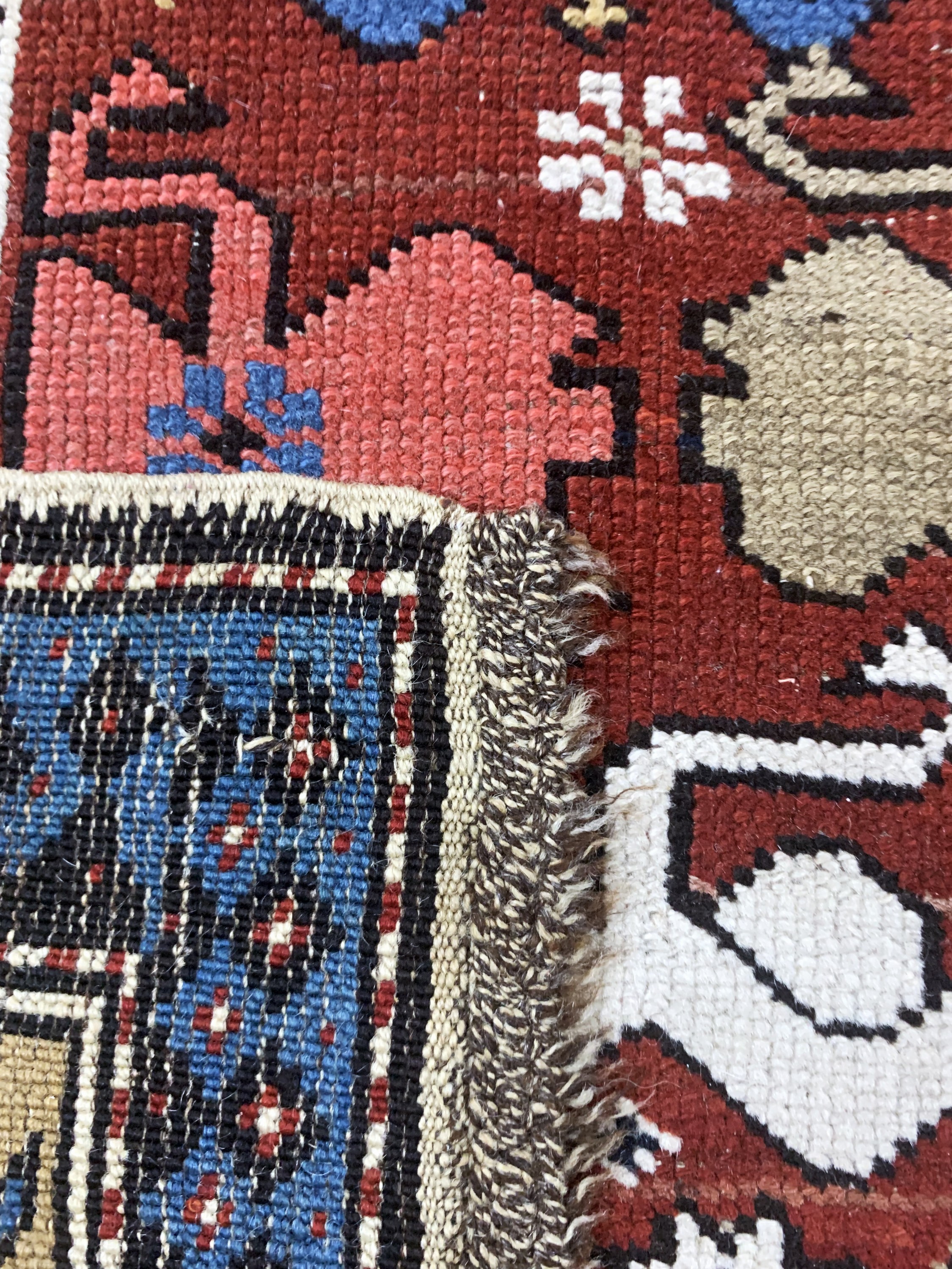 Detail e: Kazak antik, Kaukasus, 19.Jhd, Wolle auf Wolle, ca. 170 x 130 cm, EHZ: 3