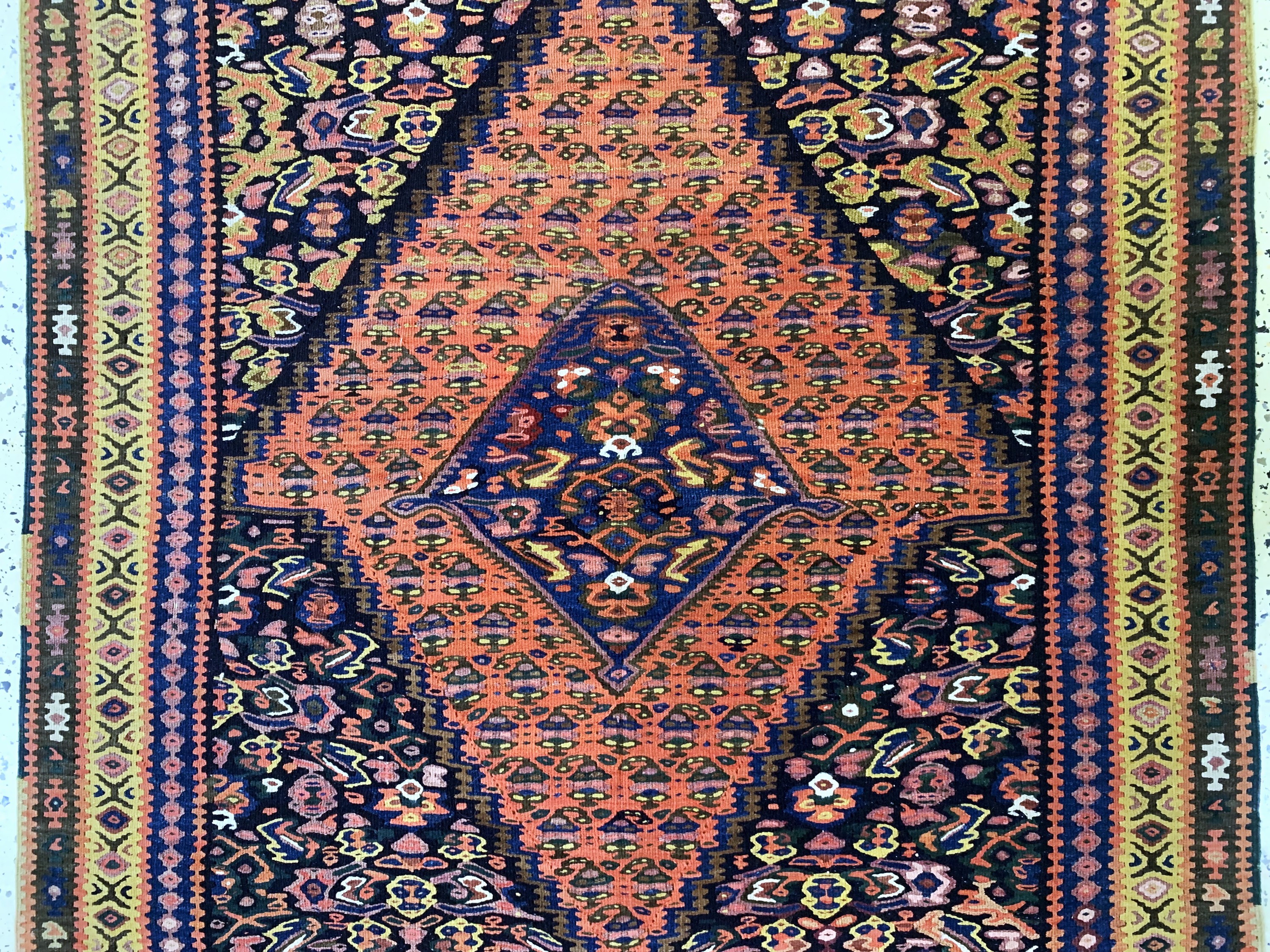 Detail b: Senneh Kelim, Persien, Mitte 20.Jhd, Wolle auf Baumwolle, ca. 160 x 111 cm, EHZ: 2