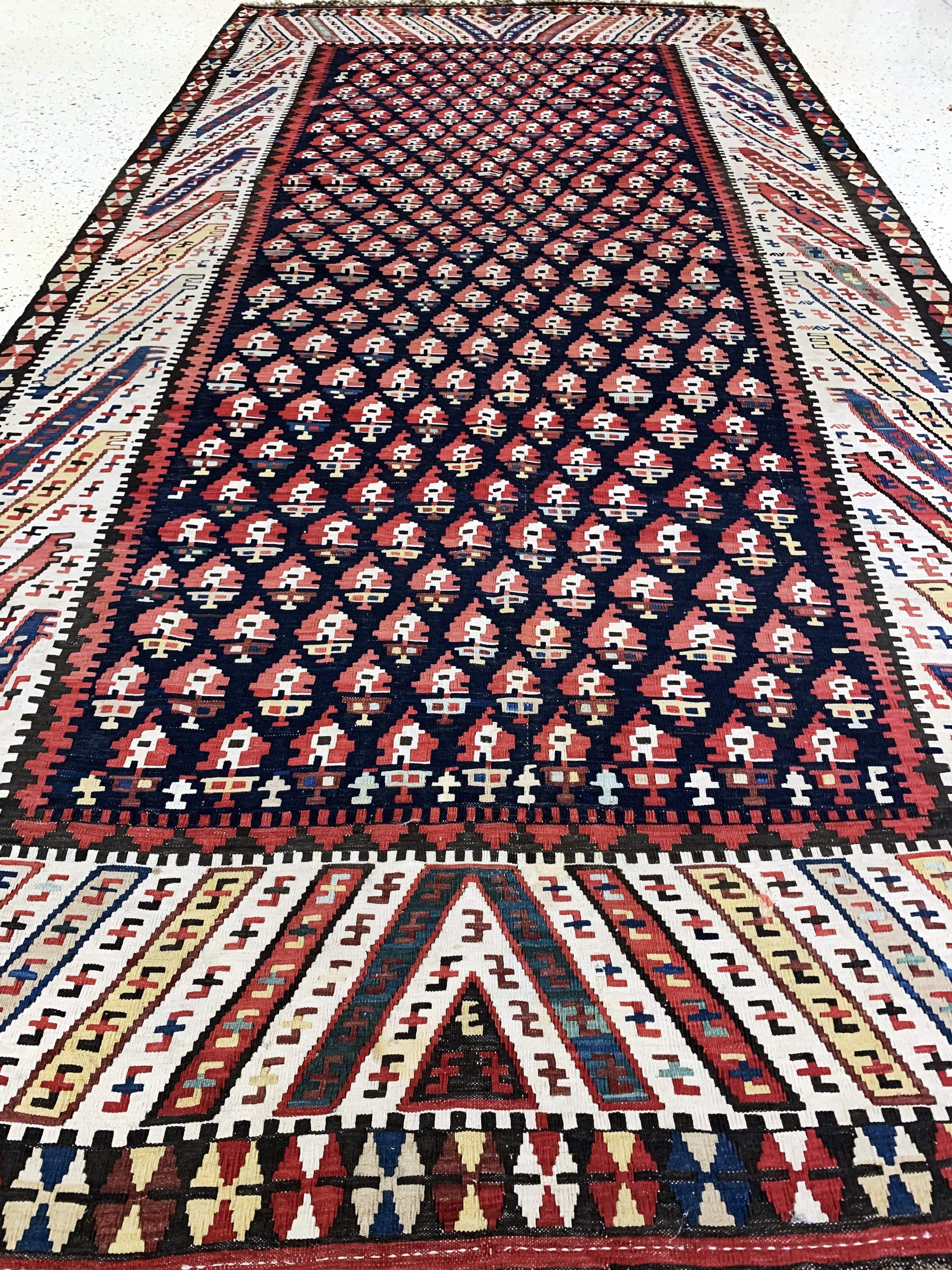 Detail h: Kuba Kelim antik, Kaukasus, 19.Jhd, Wolle auf Wolle, ca. 330 x 160 cm, EHZ: 2-3, (kleinerestaurierungen)