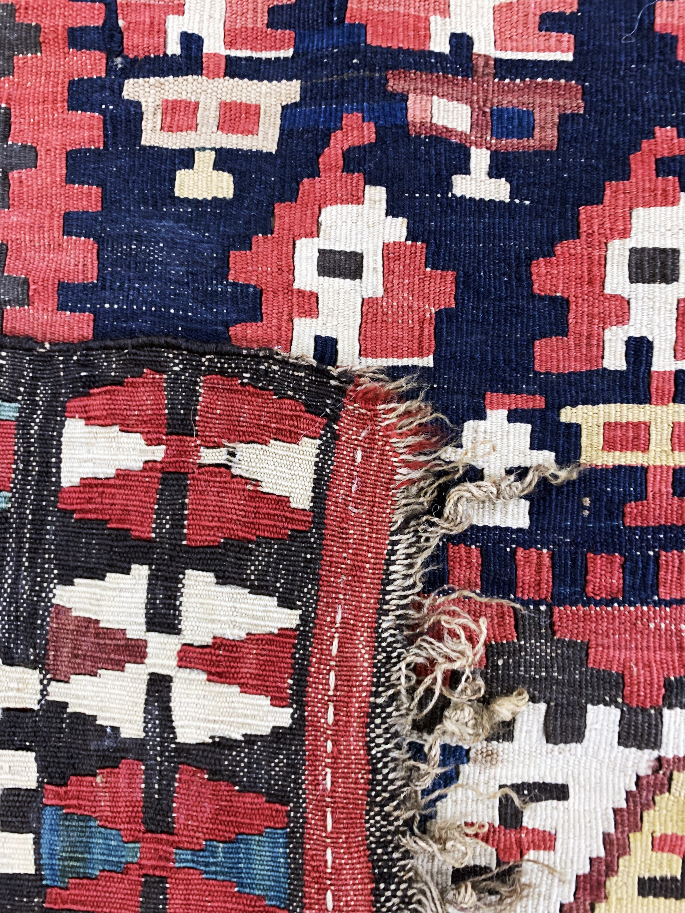 Detail i: Kuba Kelim antik, Kaukasus, 19.Jhd, Wolle auf Wolle, ca. 330 x 160 cm, EHZ: 2-3, (kleinerestaurierungen)