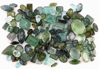 Image Lot loose tourmalines , total approx. 134.5 ct, different shapes, sizes and colour ...