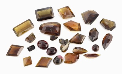 Image Lot loose brown tourmalines , total approx. 134.36 ct, different shapes, sizes and ...