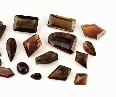 26961459a - Lot lose braune Turmaline, zus. ca. 134.36 ct,versch. Schliffformen, Größen und ...