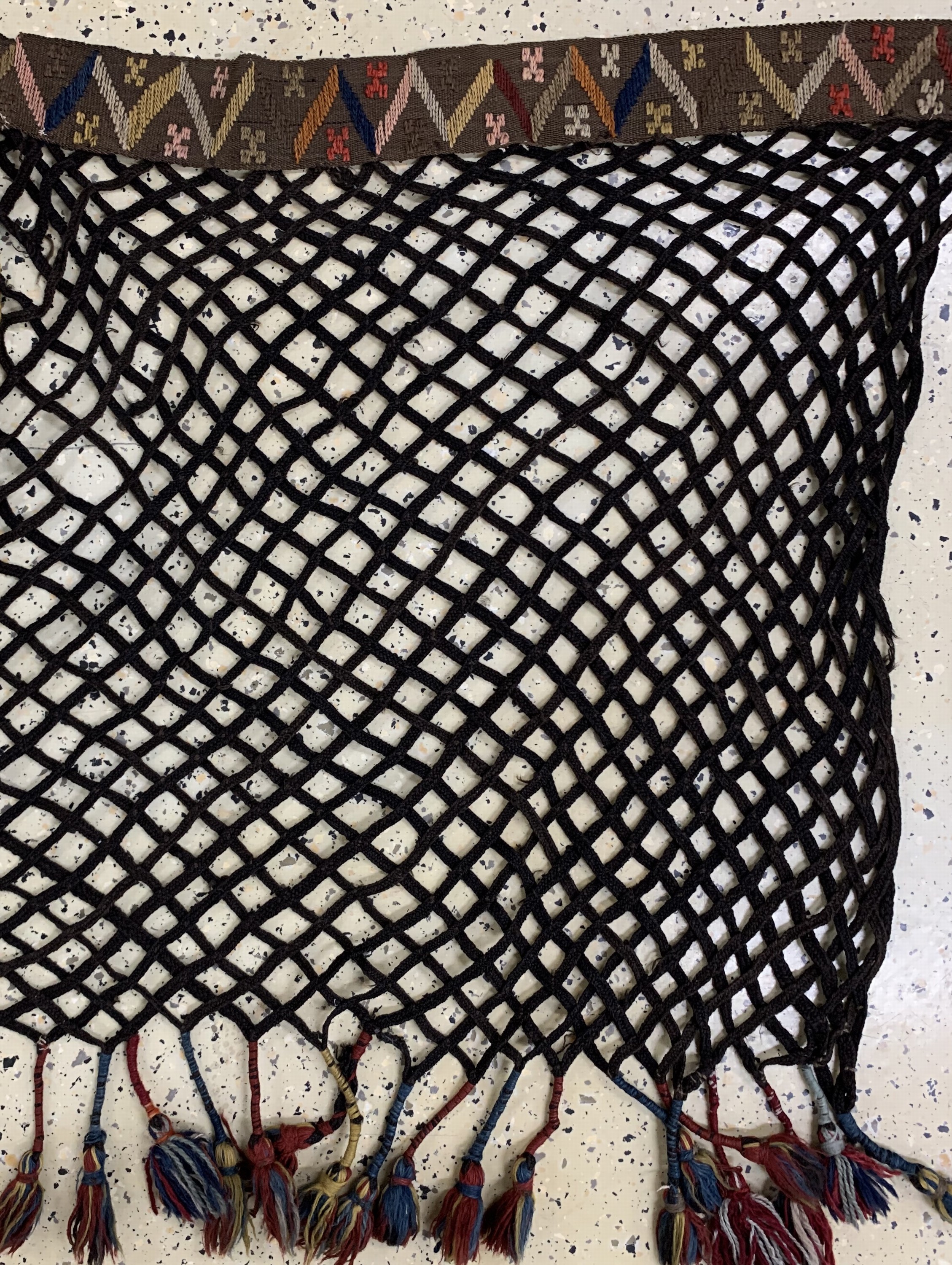 Detail c: Tierschmuck antik, Persien, um 1900, Wolle auf Wolle, ca. 240 x 90 cm, EHZ: 2