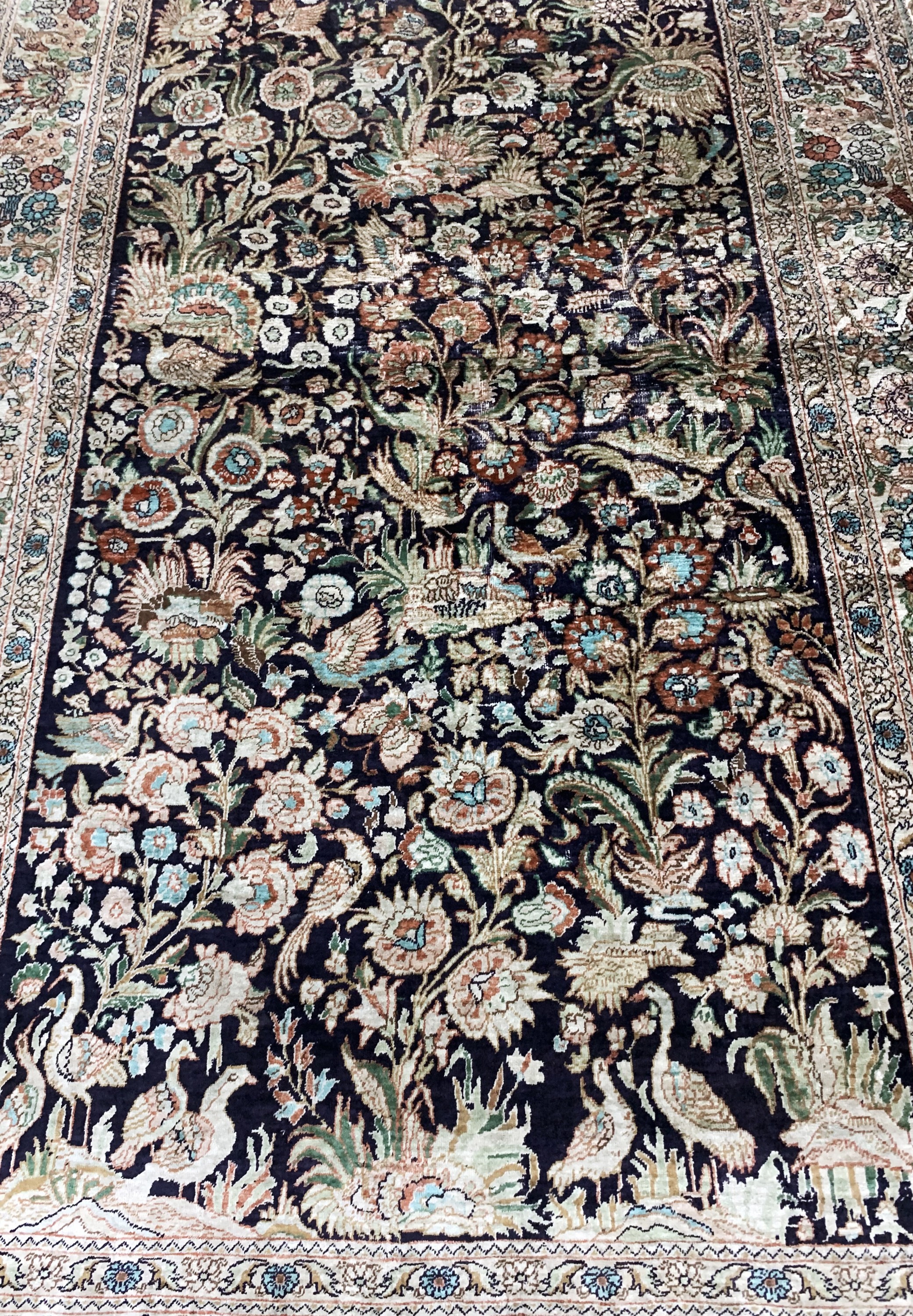 Detail c: 1 paar Seiden Hereke fein, China, Mitte 20.Jhd, reine Naturseide, ca. 153 x 93 cm, EHZ: 3