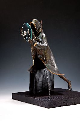 Image 26961859 - Elsa Vogt-Ramachers, geb. 1959, Wanderer zwischen den Welten, Bronzeskulptur von 2014 ...