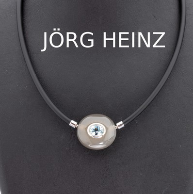 Image 26961918 - 18 kt Gold JÖRG HEINZ Mondstein-Aquamarin- Wechselschließe, WG 750/000, an ...