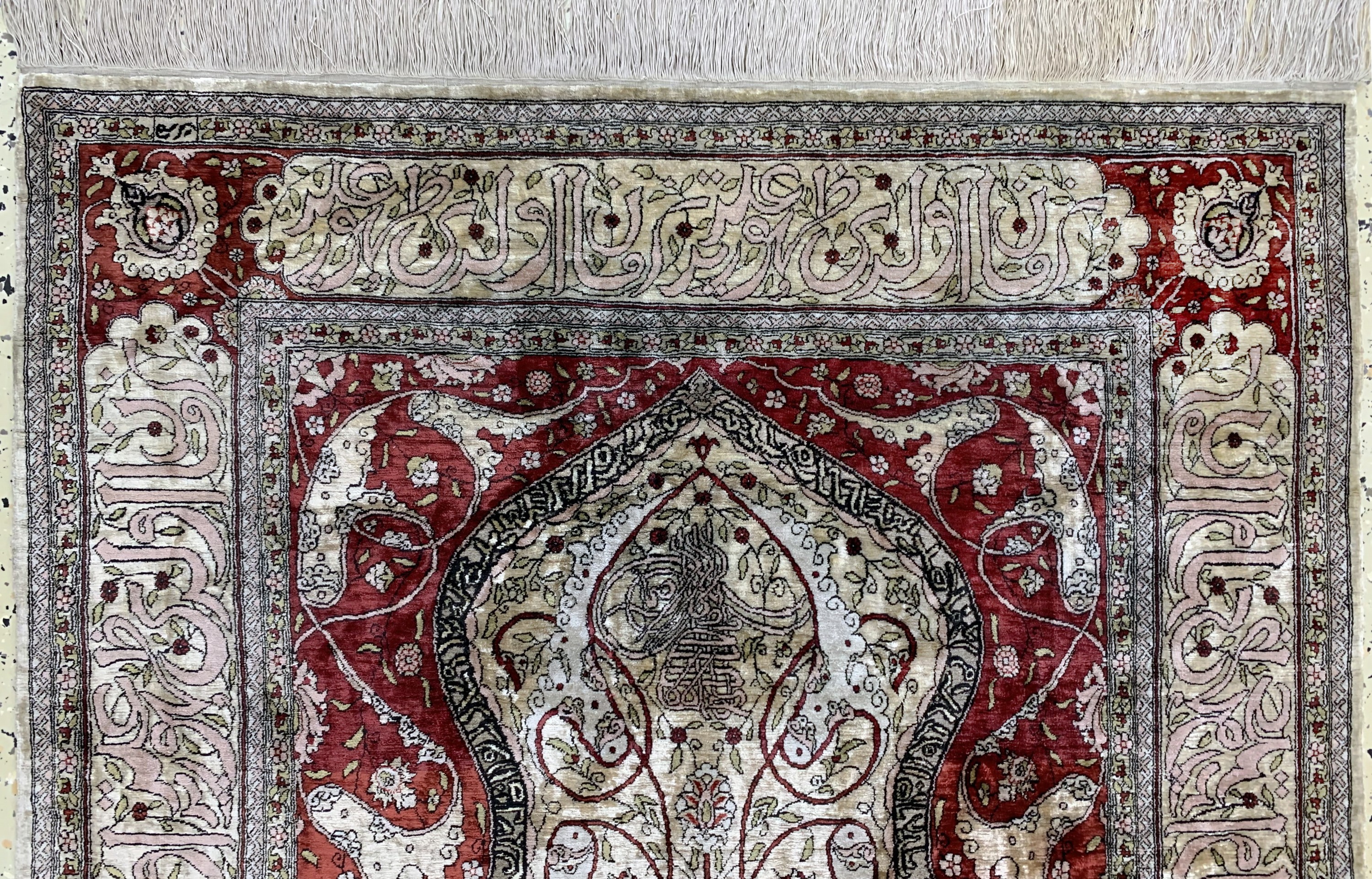 Detail a: Hereke Seide fein signiert, Türkei, Anfang 20.Jhd, reine Naturseide, ca. 150 x 102 cm, ca. 1,0 Mio. Kn/qm, gereinigt, EHZ: 2