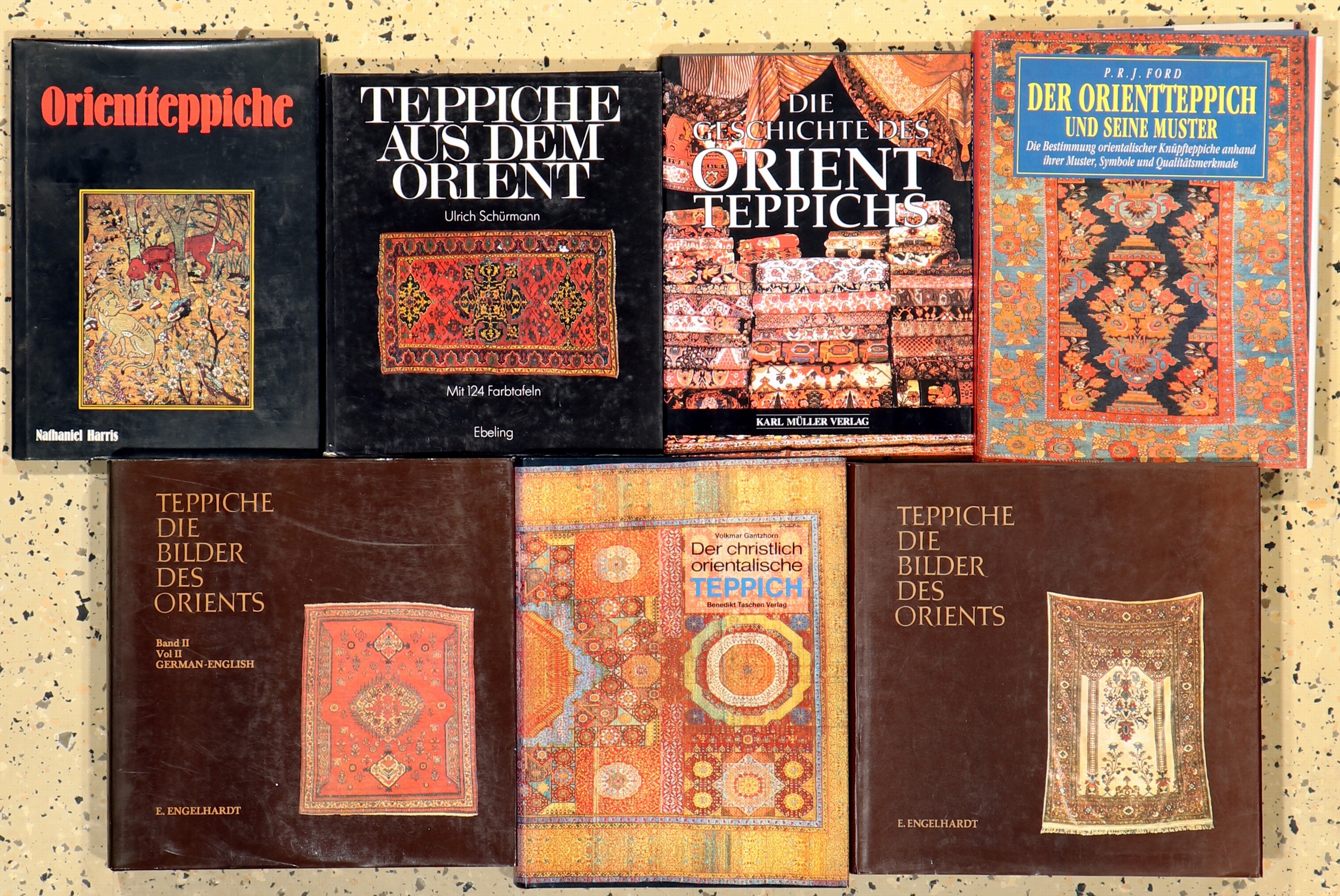 Konvolut aus 7 Bücher Teppich-Literatur. Orientalische Teppiche. Ulrich Schürmann oder E.Engelhardt