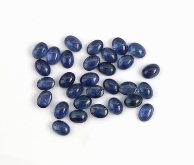 Image 26962618 - Lot lose Saphire, zus. 34.88 ct, ovale Cabochons, in versch. Farbnuancen ...
