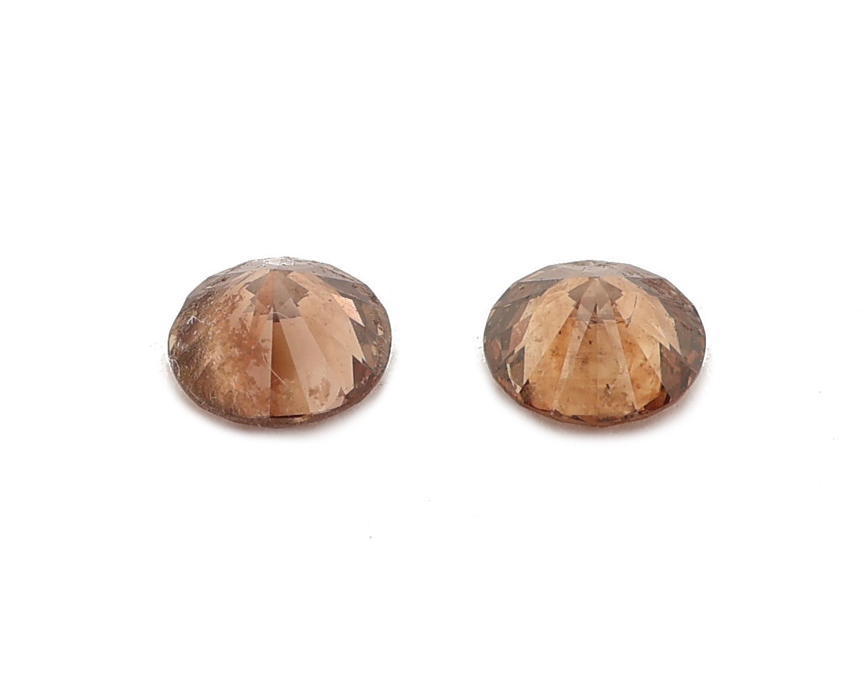 Detail a: Lot 2 lose Brillanten zus. 0.51 ct Braun/p