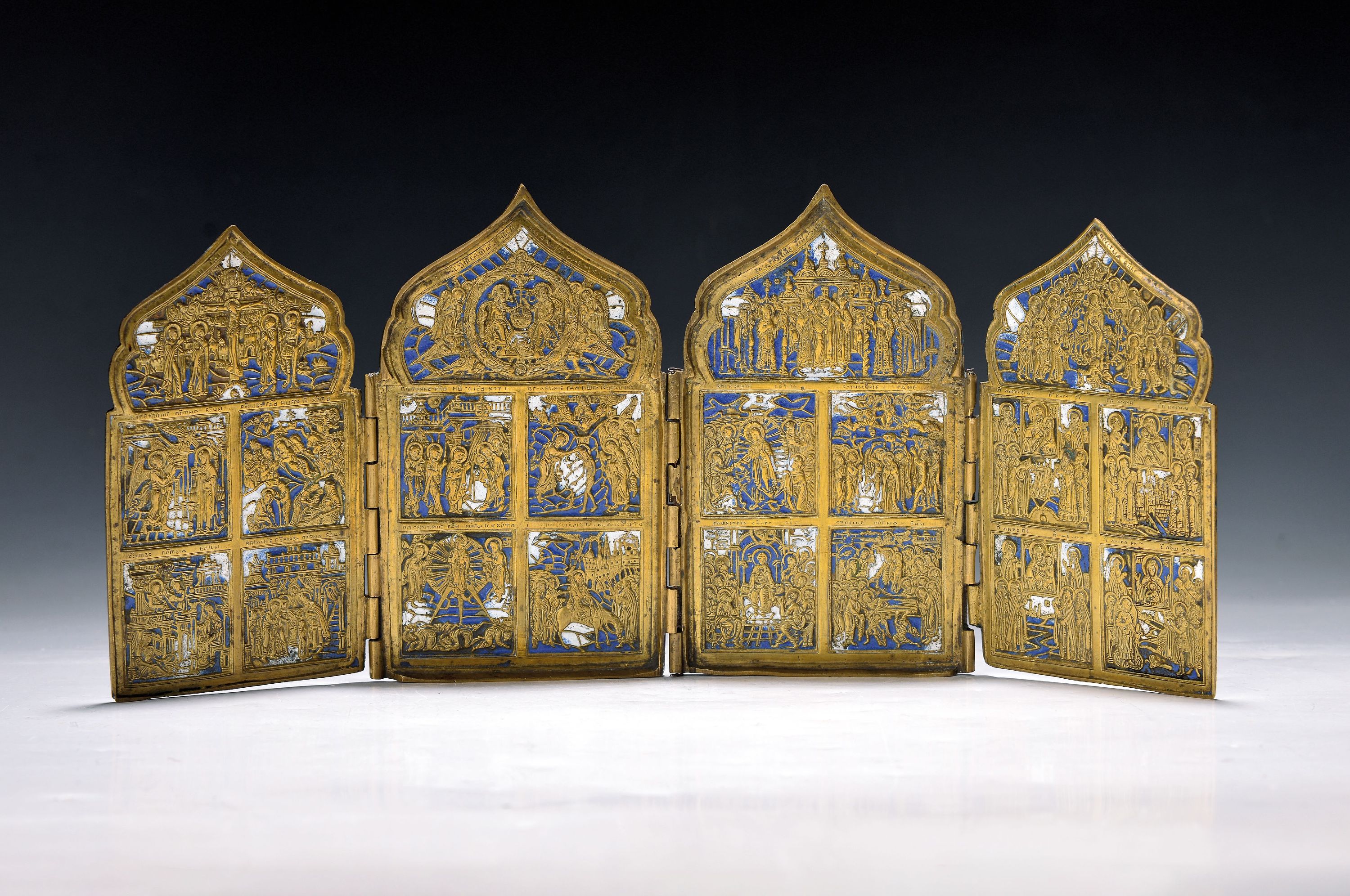 Tetraptychon, bzw. Reiseikone, Russland, 19.Jh., Bronze, blau und weiß emailliert, Festtage und Lobpreis der Gottesmutter, 3 Tafeln mit der ...
