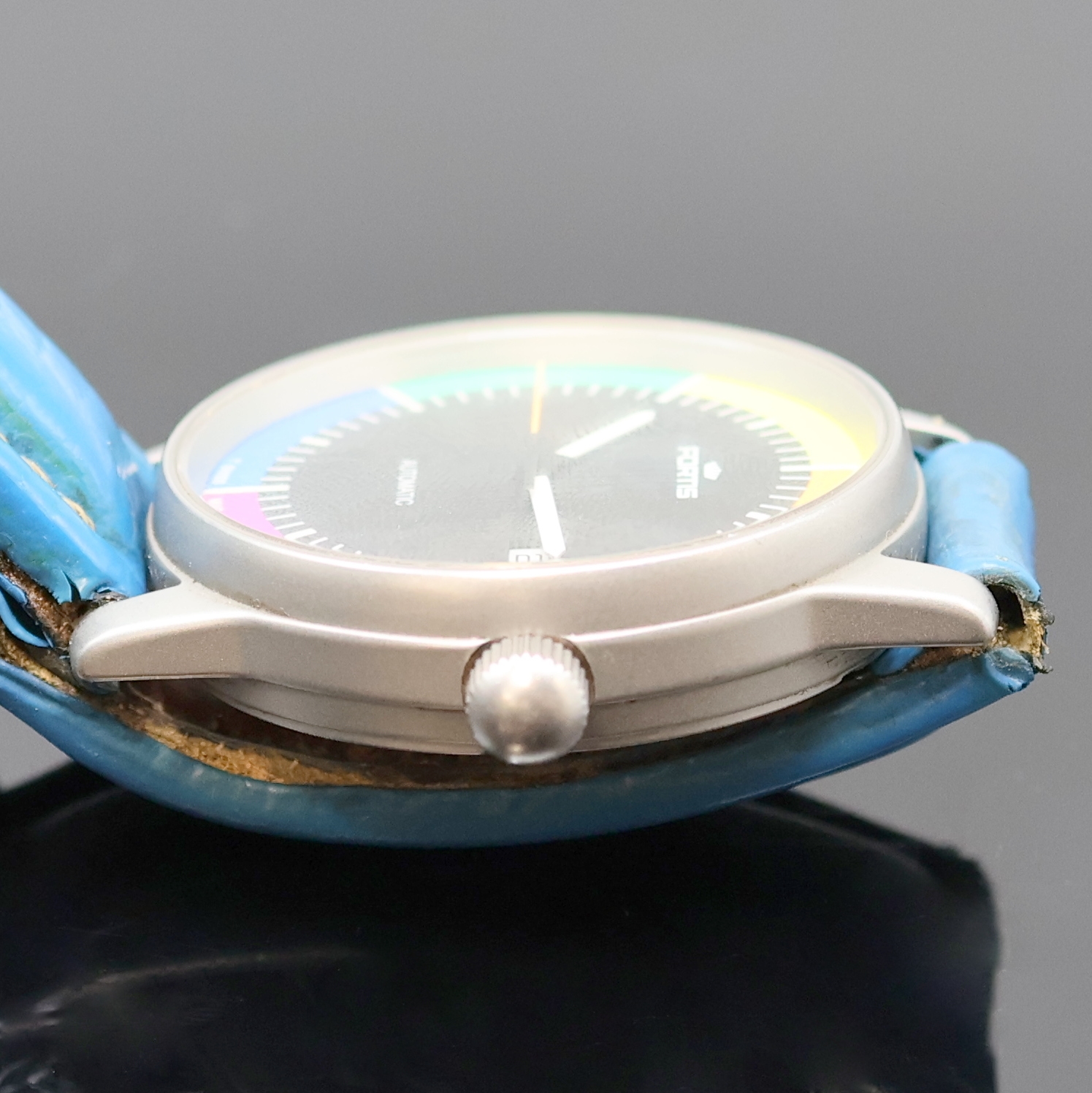 Detail c: FORTIS Edition Art Winner Herrenarmbanduhr, Schweiz um 2005, Automatik, matt. Stahlgeh. beids. vergl., Boden u. Krone verschr., mehrfarb. Zifferbl. ...