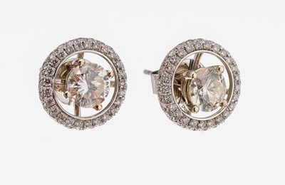 Image Paar 18 kt Gold Brillant-Ohrstecker, WG 750/000, 2 Brillanten zus. ca. 2.03 ct ...