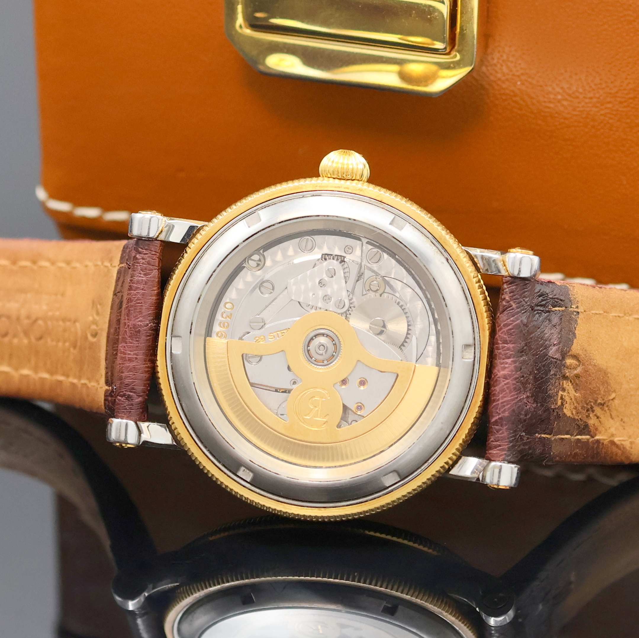 Detail d: CHRONOSWISS Herrenarmbanduhr Regulateur, Automatik, Schweiz um 2000, beids. vergl. Geh. in Edelstahl/Gold kombiniert inkl. orig. Lederband m. orig. ...