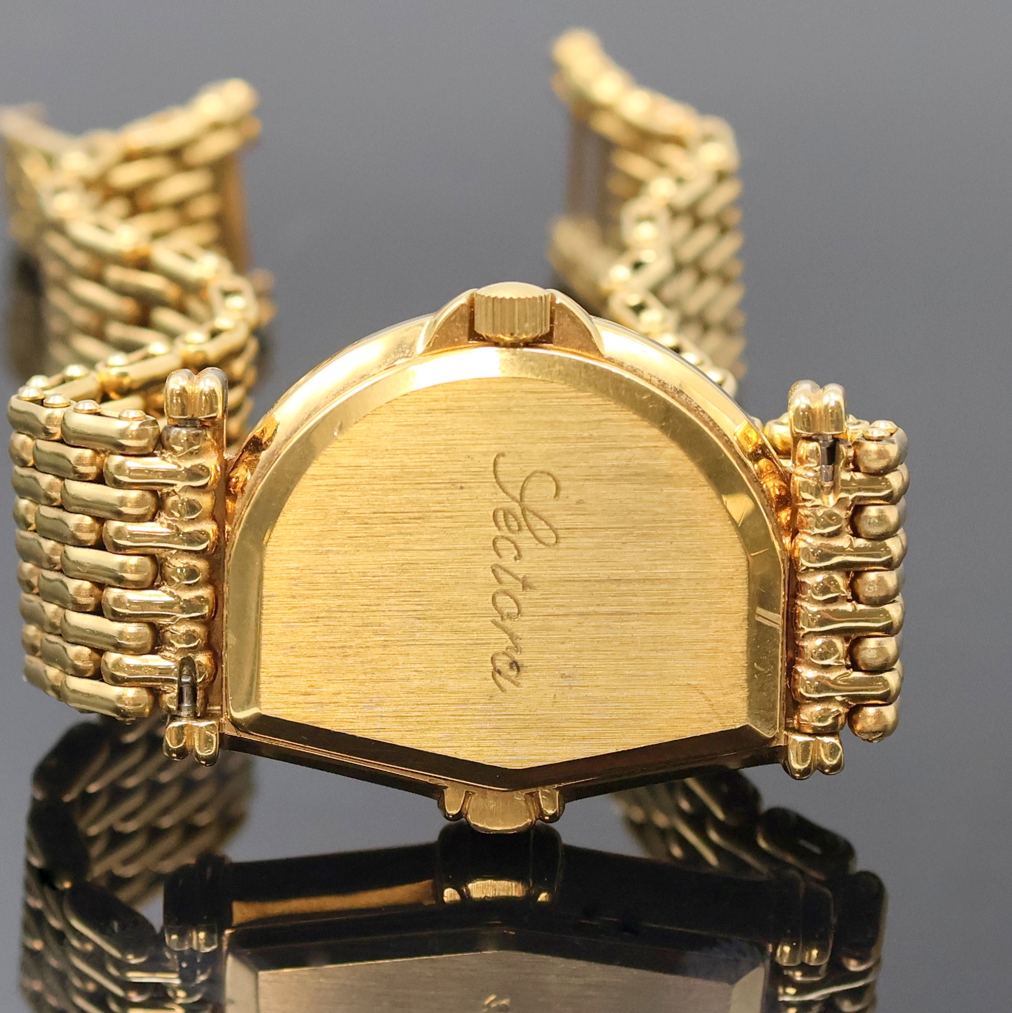 Detail d: Jean d´Eve Armbanduhr Serie Sectora, Schweiz um 1990, verg. Geh. inkl. Gliederband, quarz, Boden aufgedr., weißes Zifferbl. m. Sektorförmiger Anz. ...