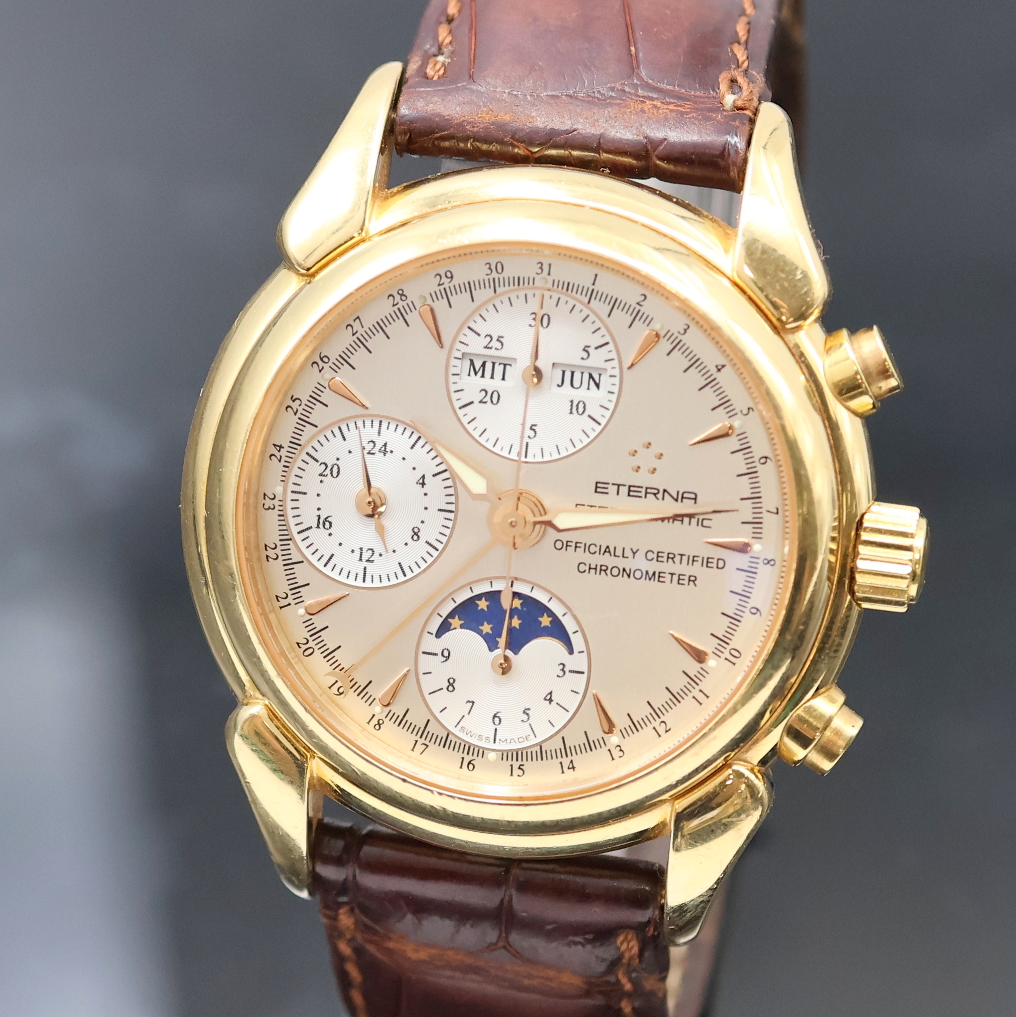 Detail a: ETERNA seltener Armbandchronograph in Chronometerqualität mit Vollkalenderanzeige in Roségold 750/000 Referenz 8515.69, Automatik, Schweiz um 2010, ...