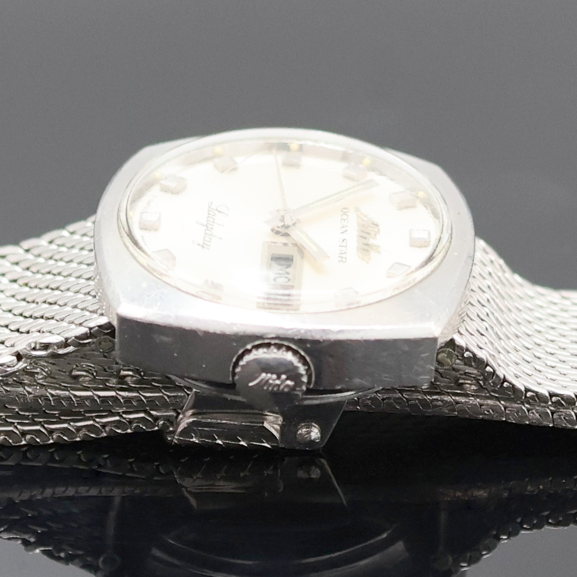 Detail c: MIDO Damenarmbanduhr Ocean Star Ladyday Referenz 7119, Automatik, Schweiz 1970er Jahre, Monocogue-Geh. inkl. Milanaiseband (l. def.), silb. Zifferbl. ...