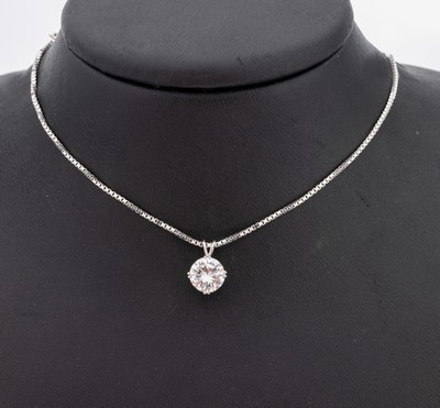 Image 18 kt Gold Brillant-Anhänger, WG 750/000, Brillant 2.10 ct Hochfeines ...