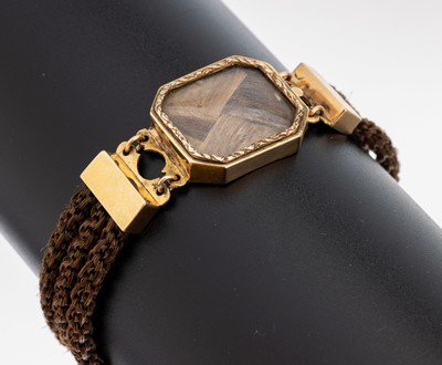 Image 26964064 - Biedermeier Haar-Armband mit 14 kt Gold Schließe, um 1830-50, GG 585/000 gepr., ...